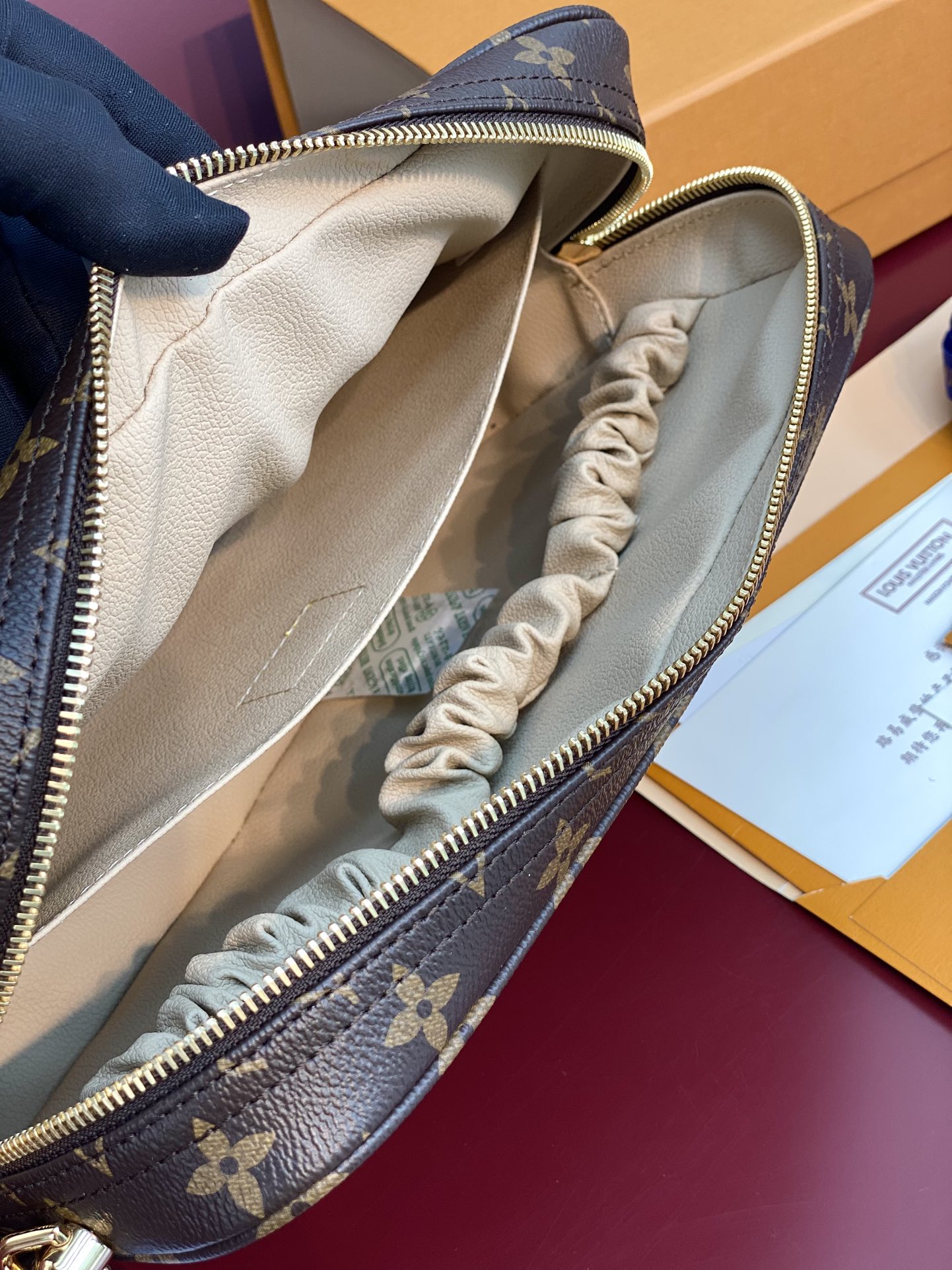 LV 原單 Monogram 斜挎包 經典花紋 百搭設計｜歐美奢侈品精品推薦