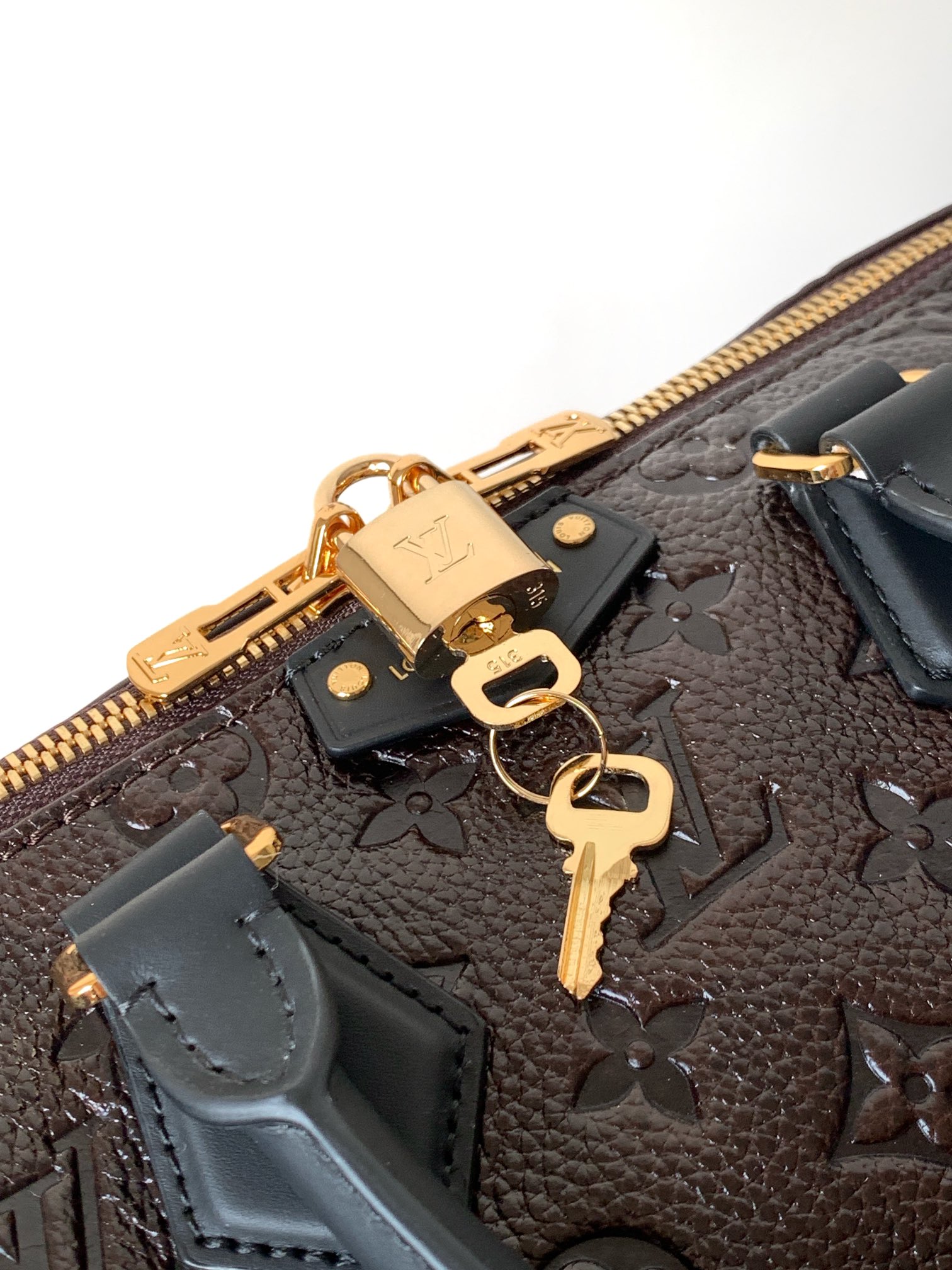 LV 精品仿製 Monogram 壓紋手提包 深棕黑拼 時尚氣質款｜歐美奢侈品精品推薦