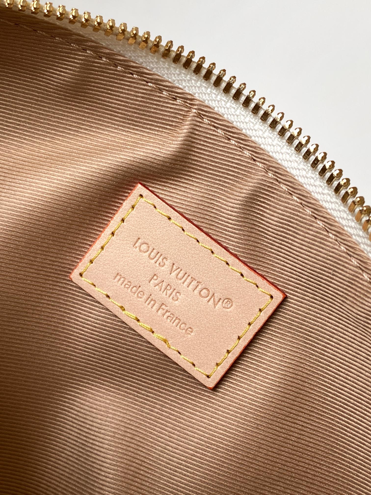 LV 一比一 Damier Azur Bumbag 腰包 經典格紋輕盈款｜歐美奢侈品精品推薦