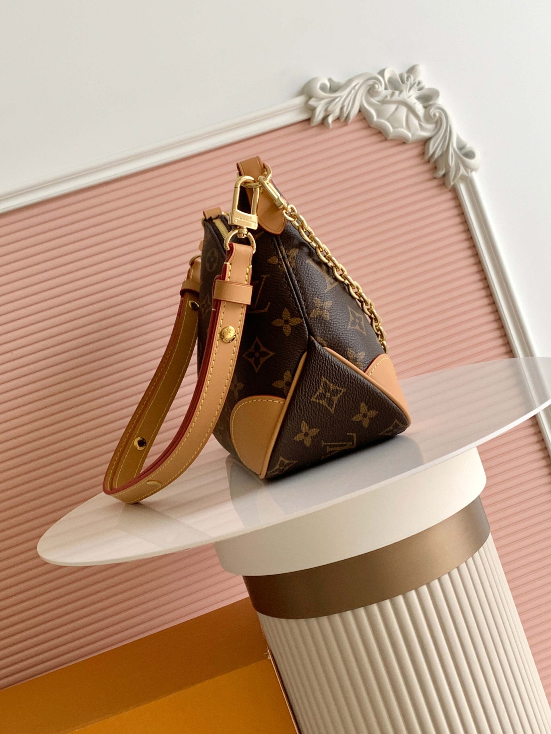 LV 一比一 Monogram 鏈條肩背包 優雅百搭款｜歐美奢侈品精品推薦