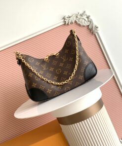LV 高仿 Monogram 鏈條肩背包 黑色拼皮款