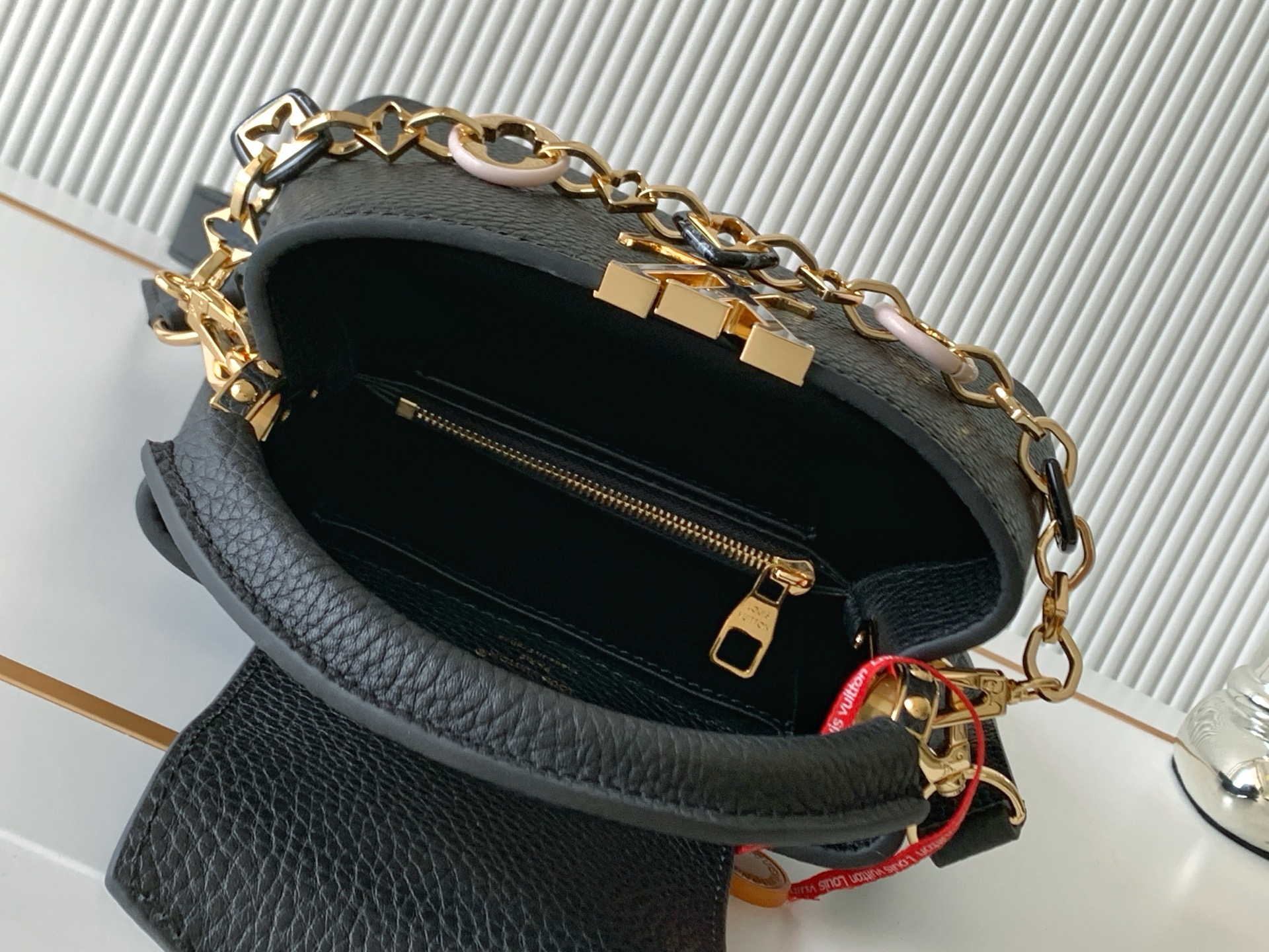 LV 一比一 黑色手提包 金鏈條精緻小巧百搭｜歐美奢侈品精品推薦