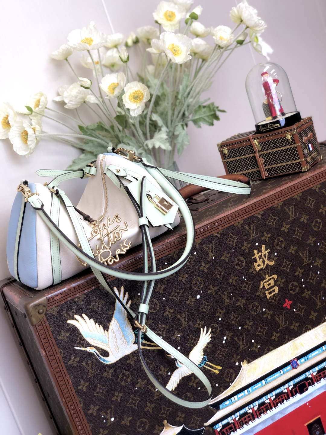 LV 一比一 水藍拼接肩背包 淡綠手柄 清新設計款｜歐美奢侈品精品推薦