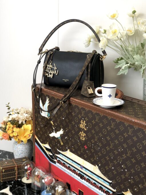 LV 一比一 黑色拼接相機包 Monogram肩帶 百搭款