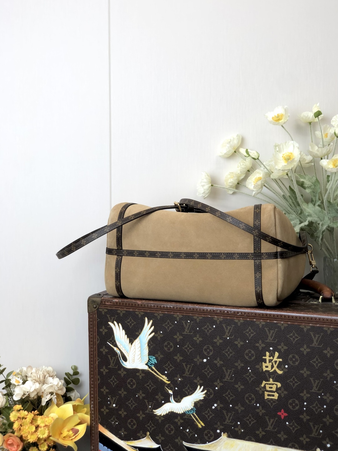 LV 高仿 焦糖麂皮拼接相機包 Monogram肩帶｜歐美奢侈品精品推薦