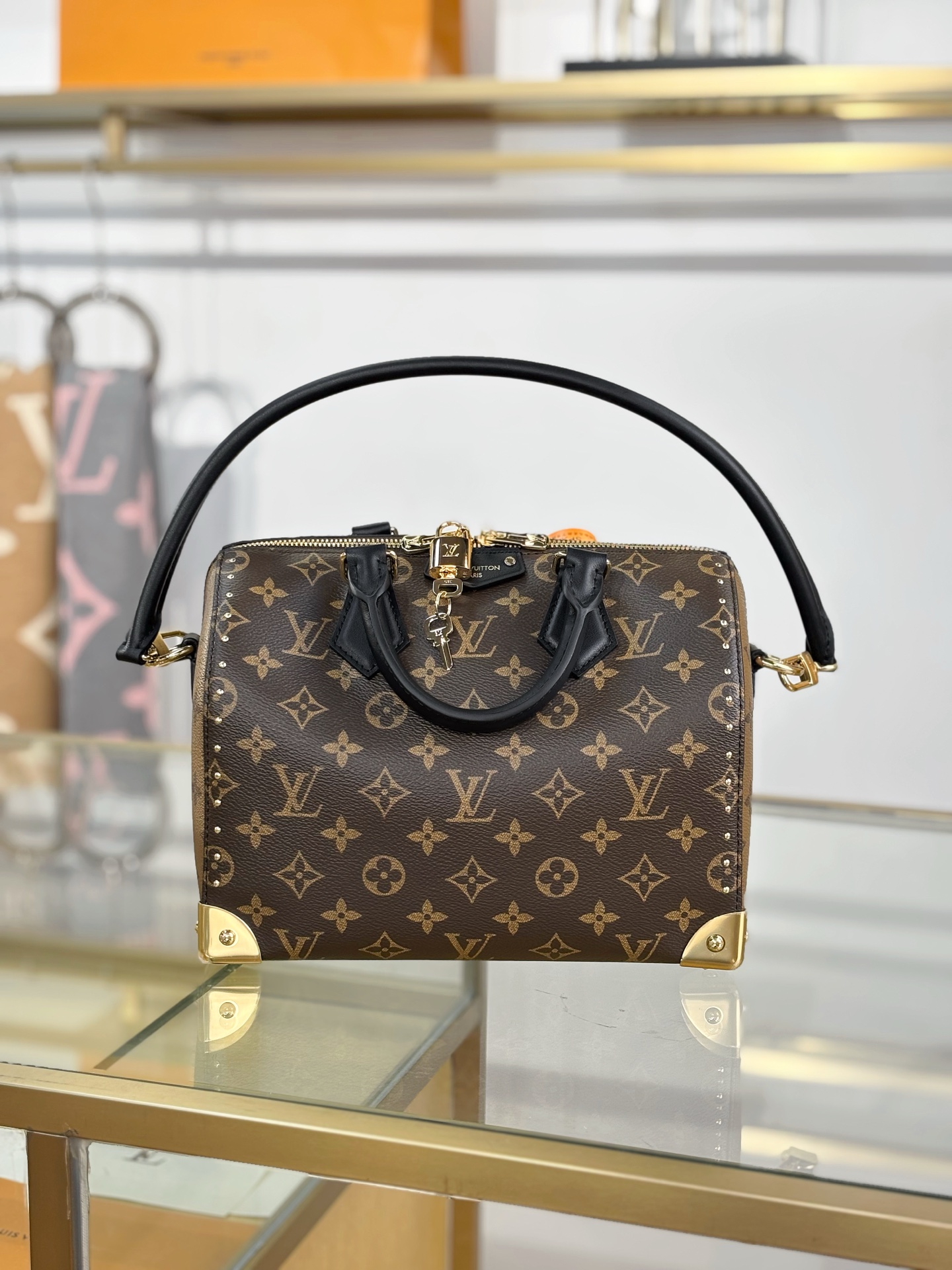 LV 一比一 Speedy Monogram手袋 黑色手柄點綴｜歐美奢侈品精品推薦