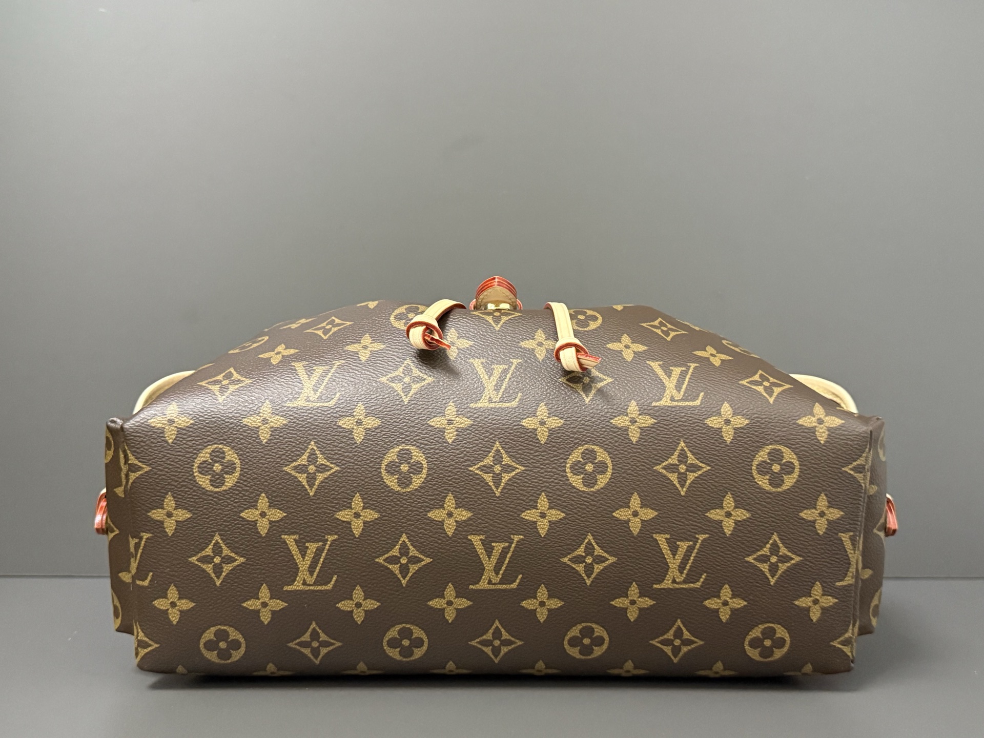 LV 一比一 Montsouris MM Monogram 水桶後背手袋 經典復刻｜歐美奢侈品精品推薦