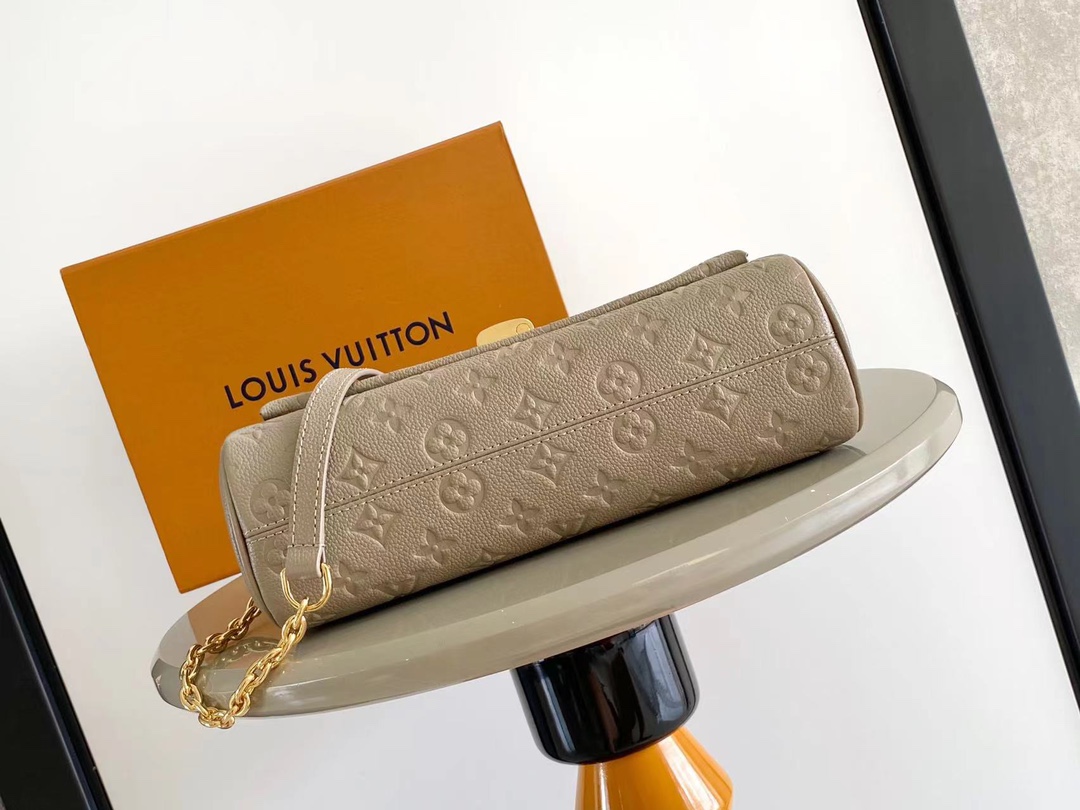 LV 高仿 Pochette Métis East West 灰褐色壓花鍊條包｜歐美奢侈品精品推薦