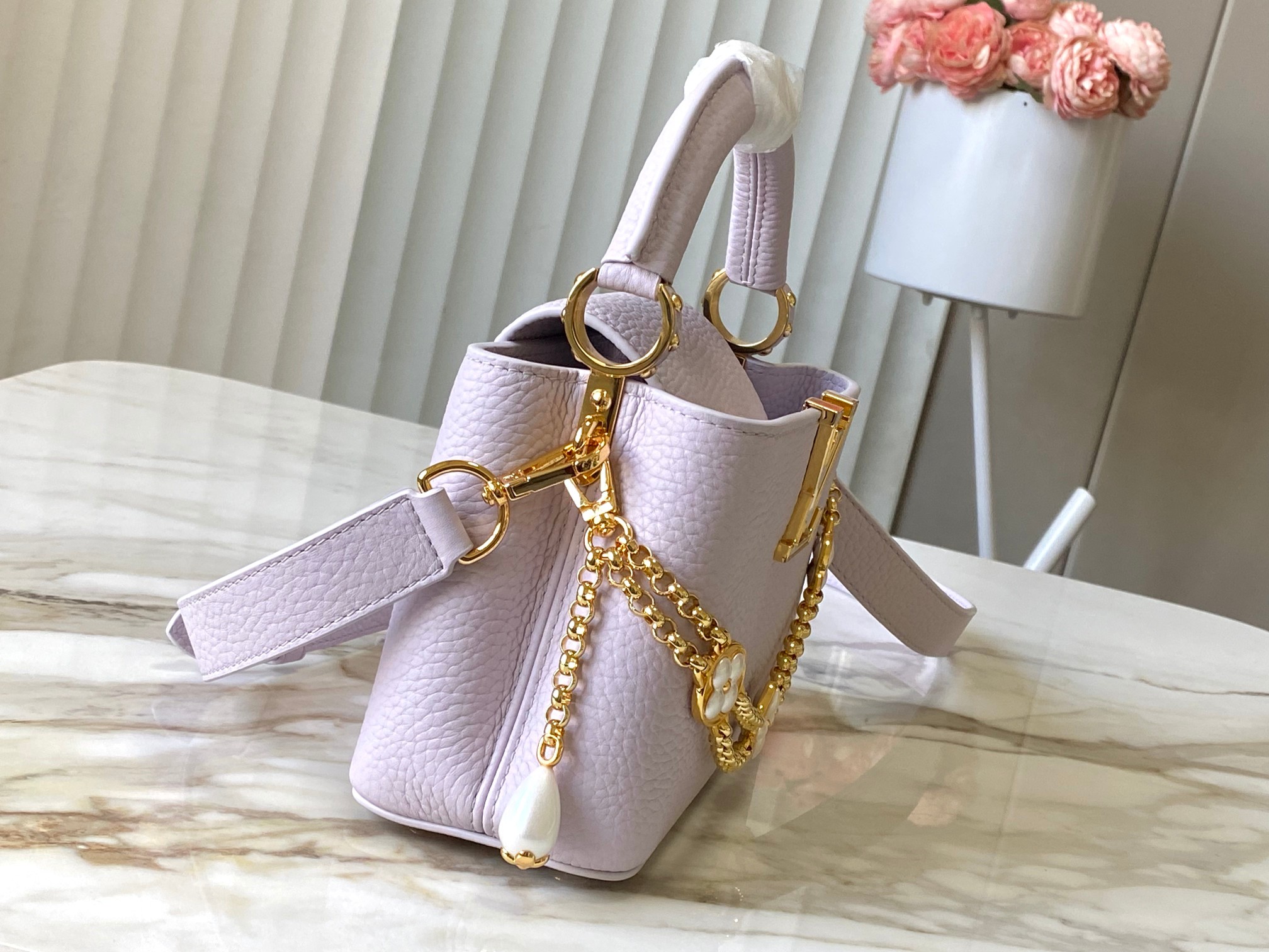 LV 高仿淡紫色花鏈裝飾手提包 優雅百搭名媛款｜歐美奢侈品精品推薦