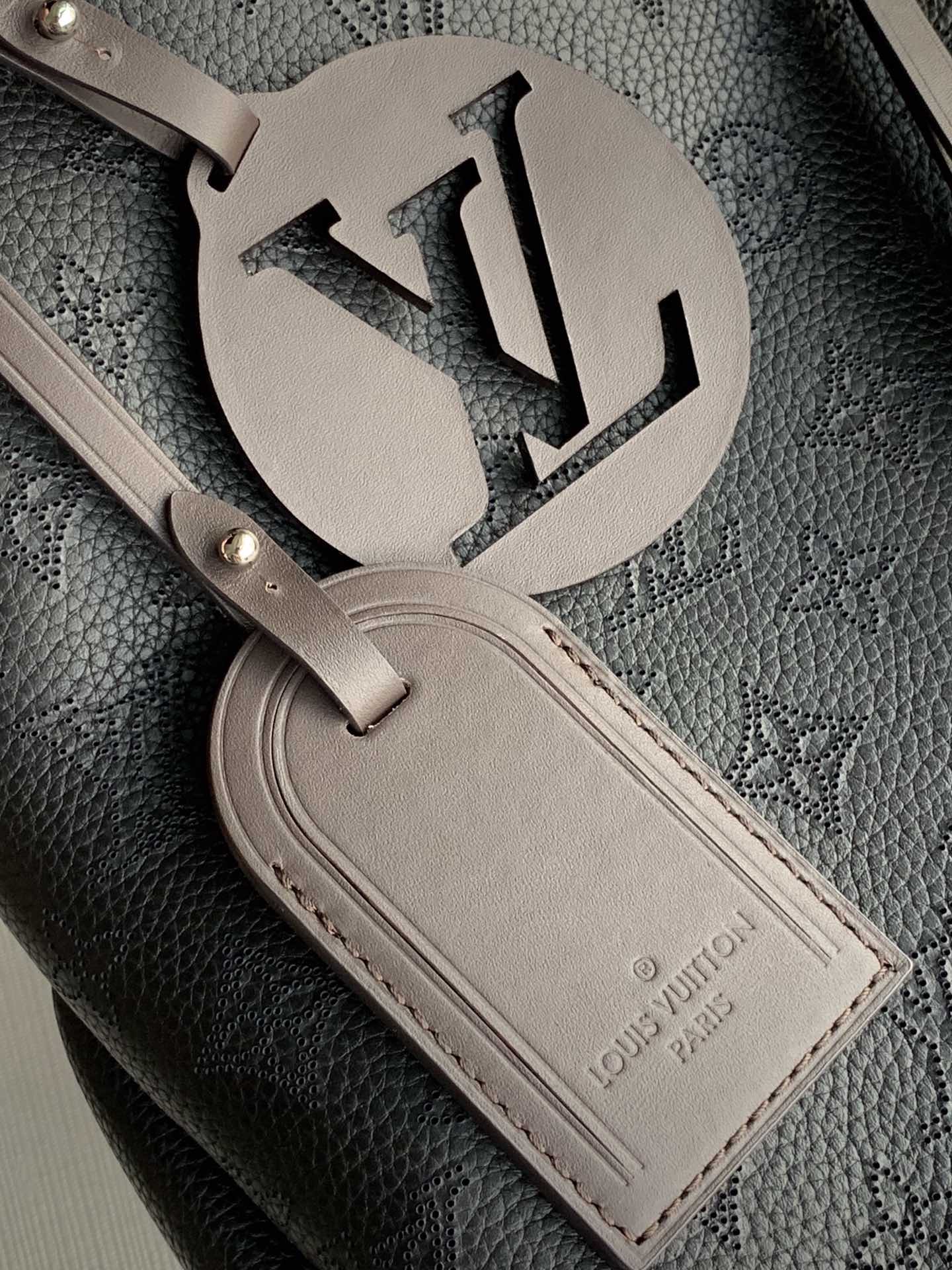 LV A貨 Mahina 黑色手提包 編織手柄斜挎款｜歐美奢侈品精品推薦