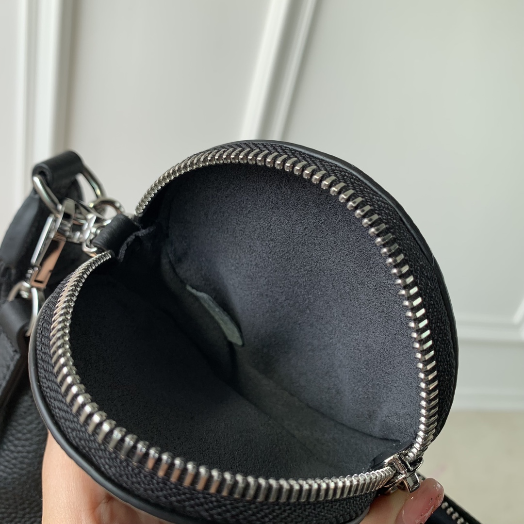 LV 一比一 黑色半月包 鏈條小圓包精緻款｜歐美奢侈品精品推薦