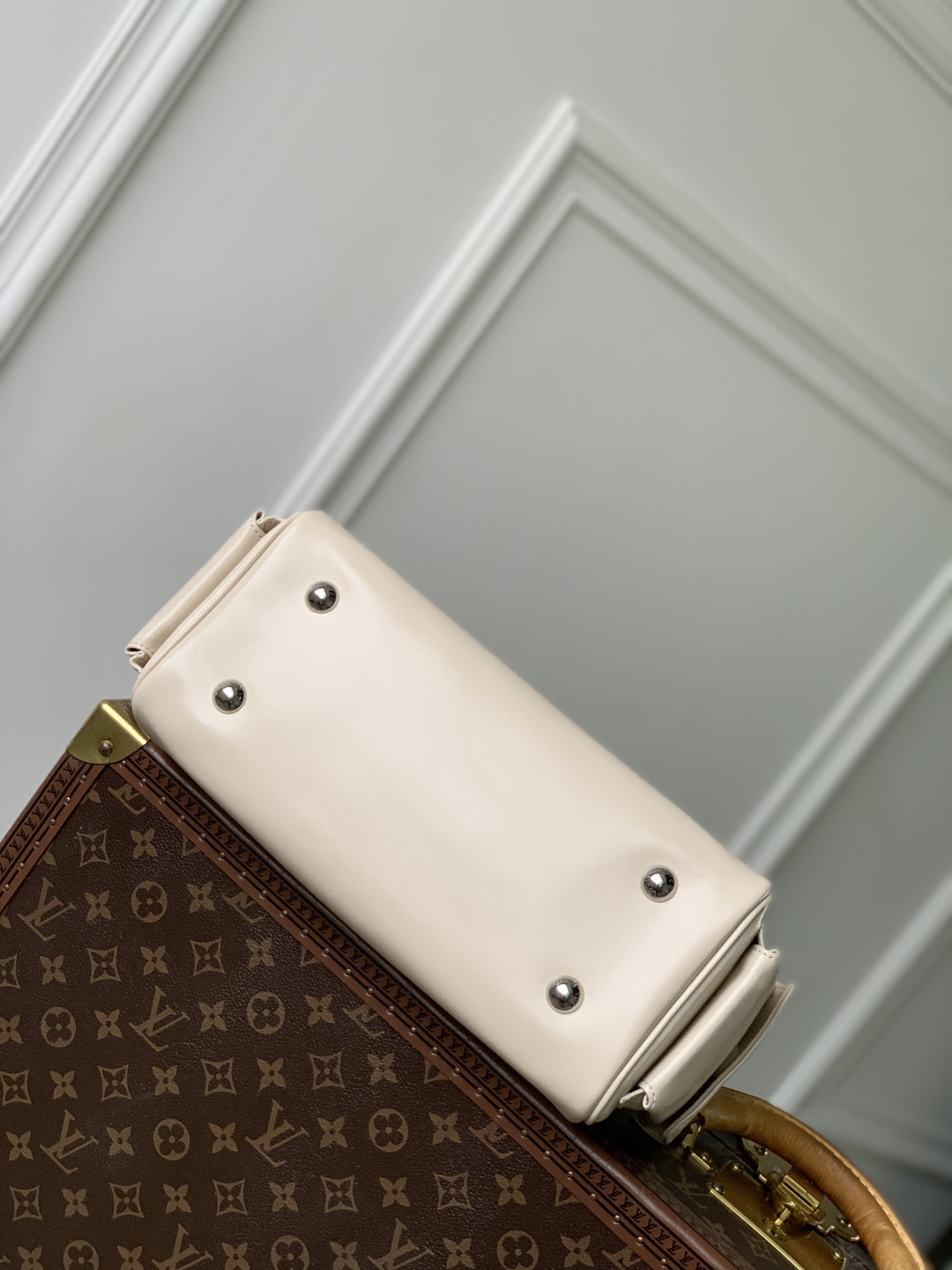 LV 高仿 白色手提包 經典拼接優雅款｜歐美奢侈品精品推薦