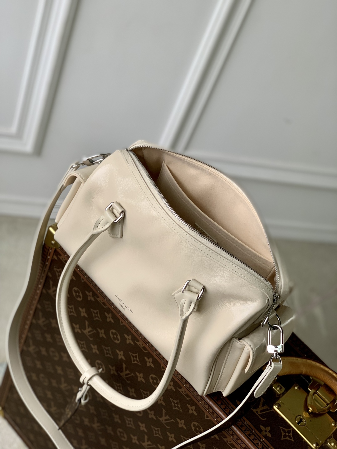 LV 高仿 白色手提包 經典拼接優雅款｜歐美奢侈品精品推薦
