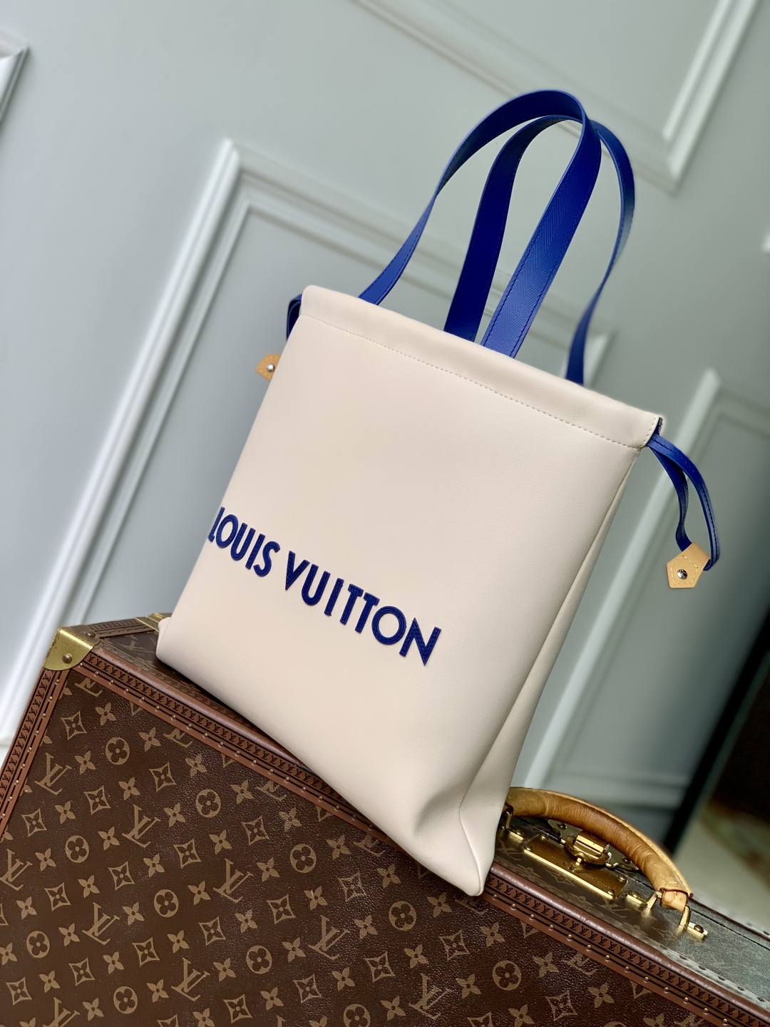 LV 精品仿製 簡約帆布托特包 奶白藍色手提款