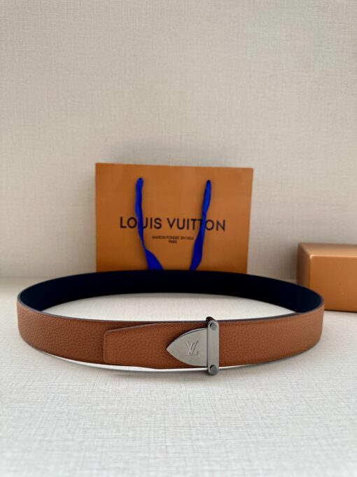 LV 原單男士皮帶 棕色牛皮銀扣設計