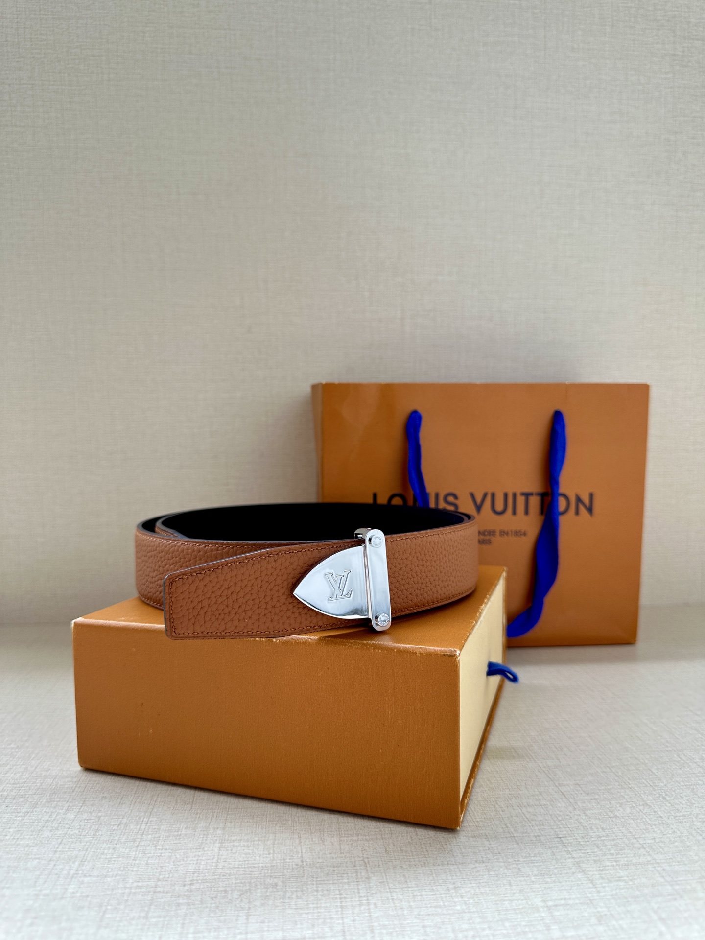 LV 原單男士皮帶 棕色牛皮銀扣設計｜歐美奢侈品精品推薦