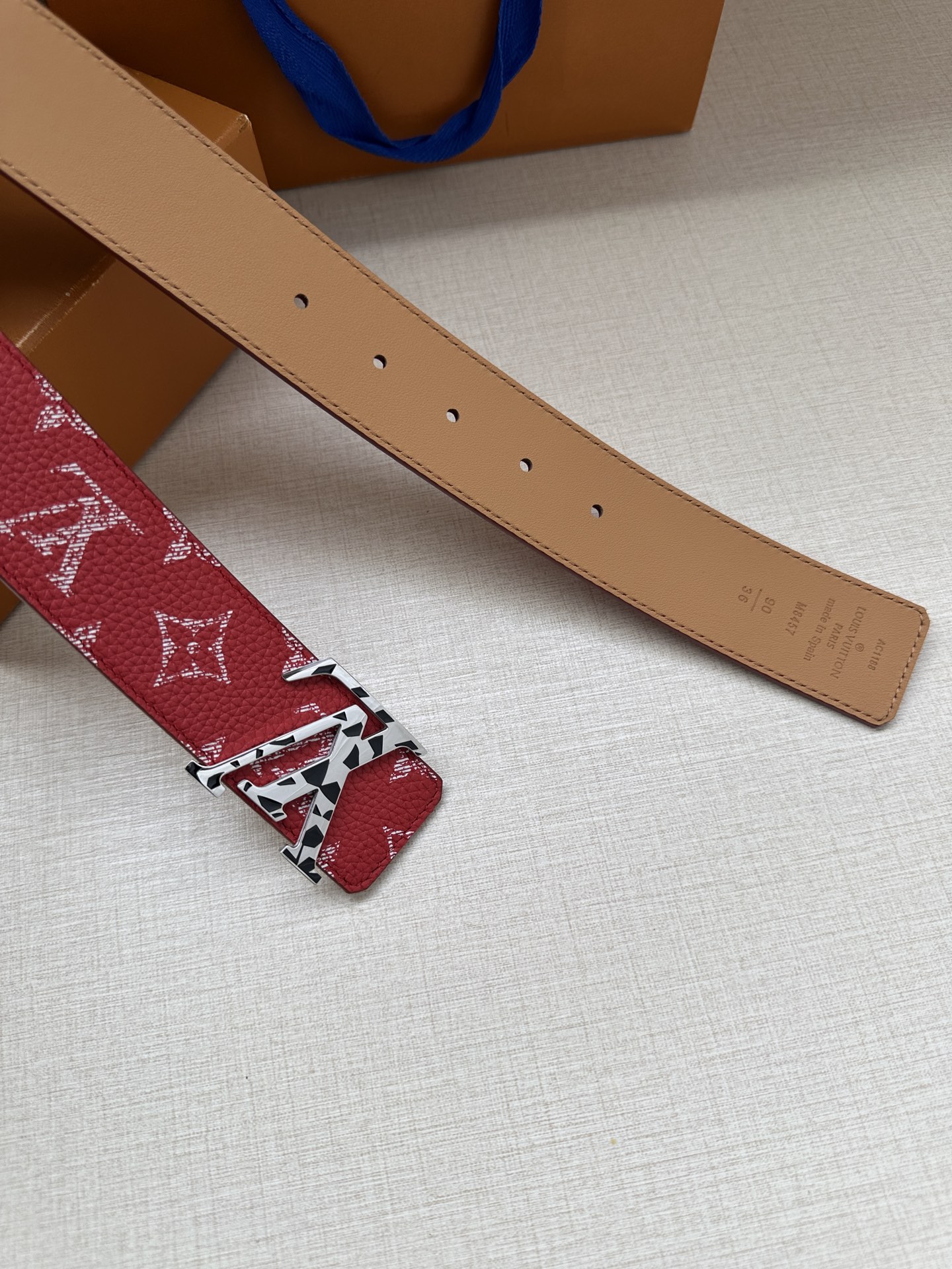 LV 原單紅色老花皮帶 銀色LV扣｜歐美奢侈品精品推薦