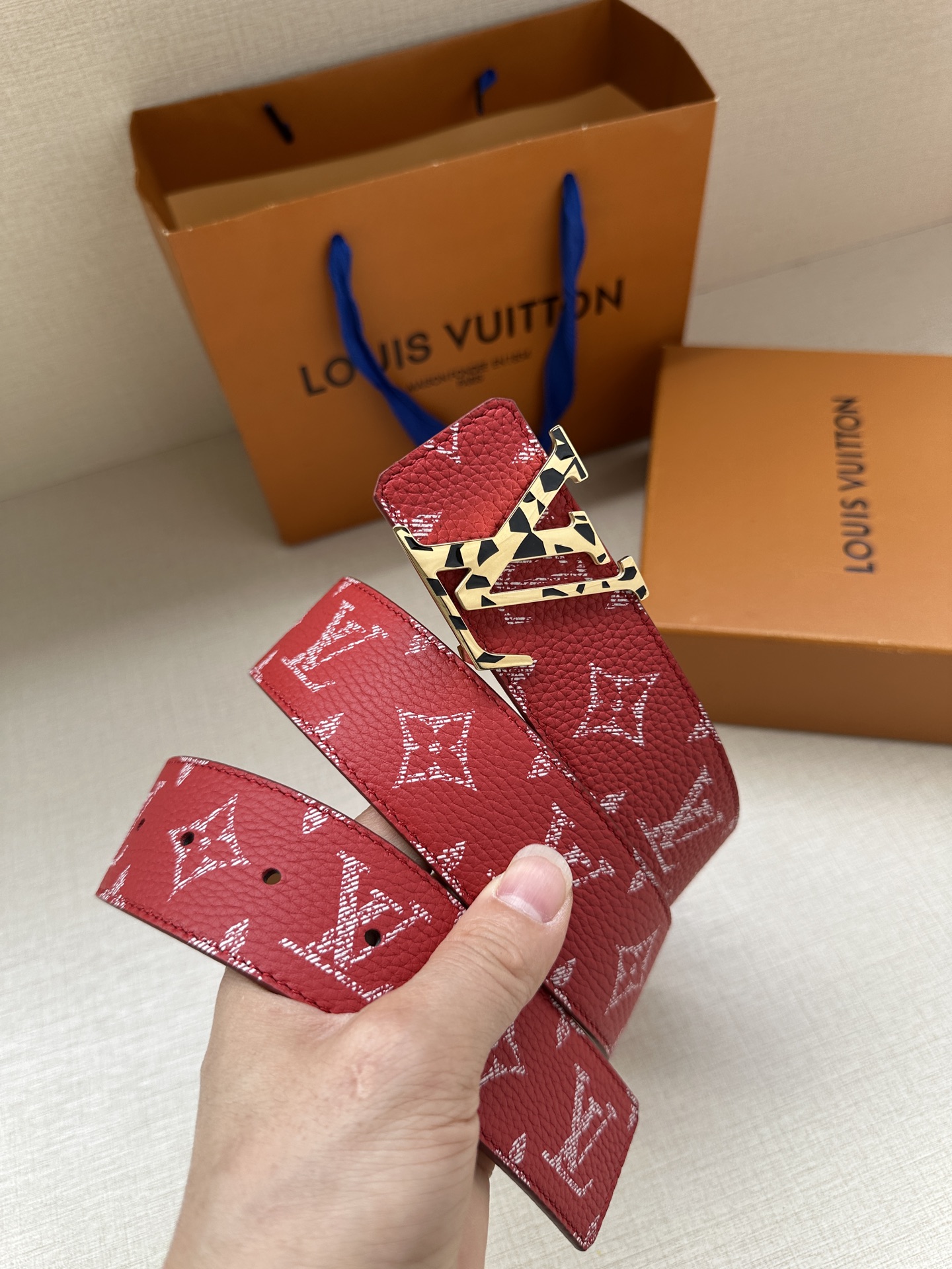 LV 原單紅色老花皮帶 銀色LV扣｜歐美奢侈品精品推薦