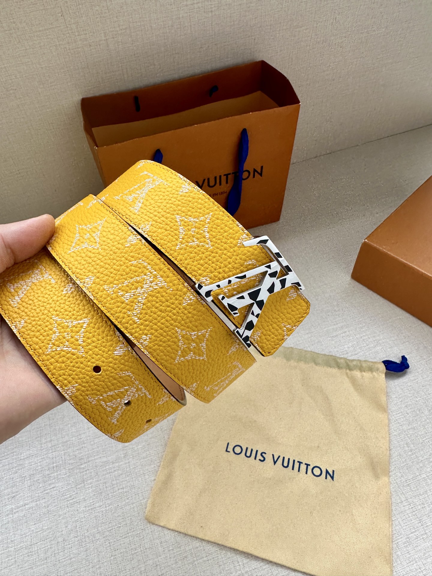 LV 一比一黃色老花皮帶 金色LV扣｜歐美奢侈品精品推薦