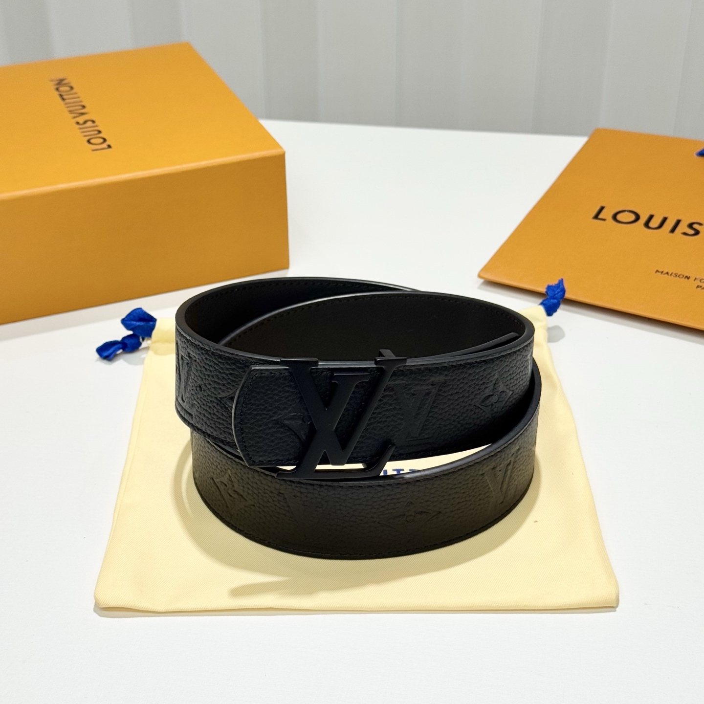 LV 原單黑色壓花皮帶 全黑扣｜歐美奢侈品精品推薦