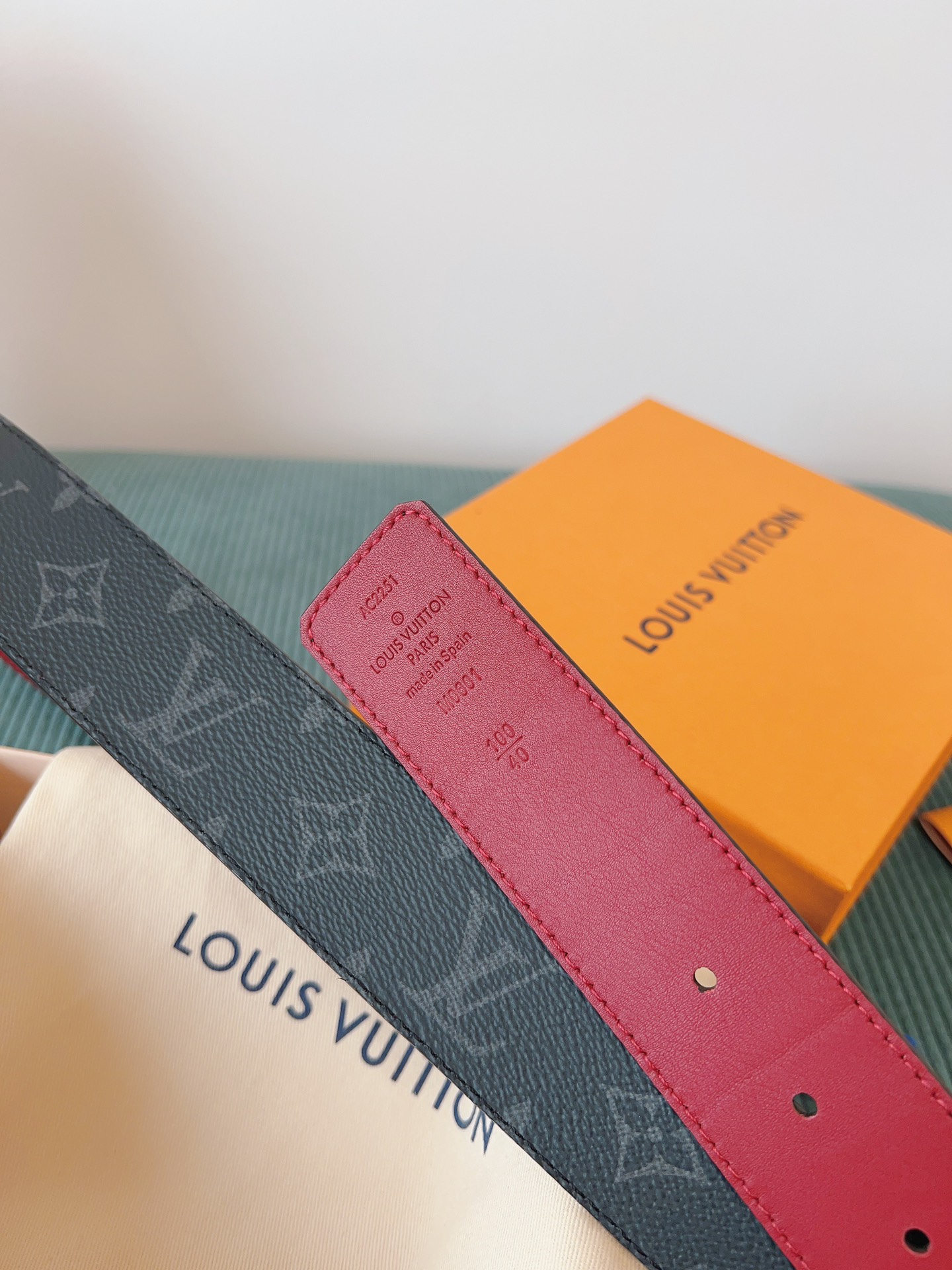 LV 一比一 Monogram灰黑皮帶 紅色內裡 黑扣｜歐美奢侈品精品推薦
