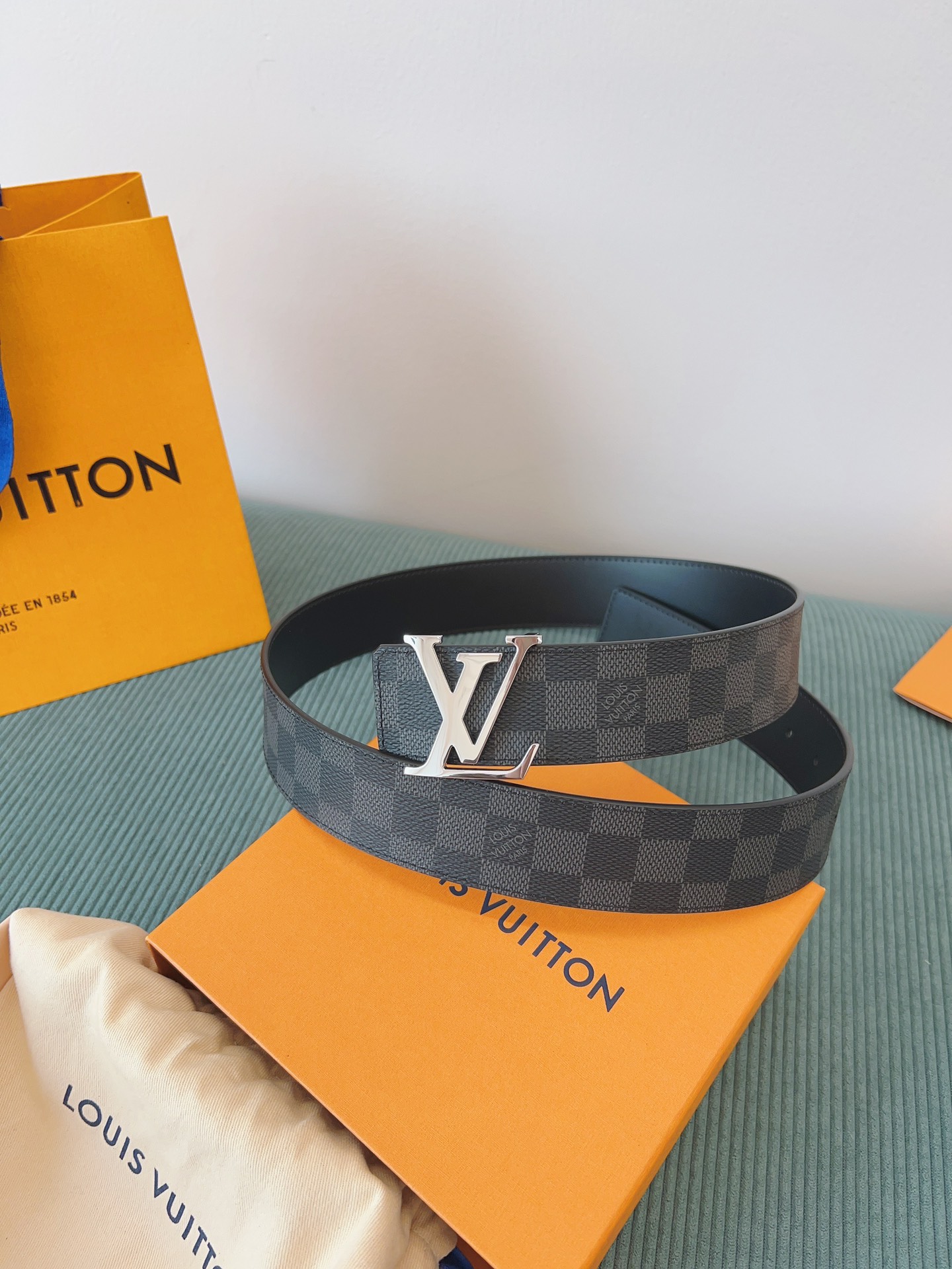LV 一比一 Damier Graphite格紋皮帶 銀扣｜歐美奢侈品精品推薦
