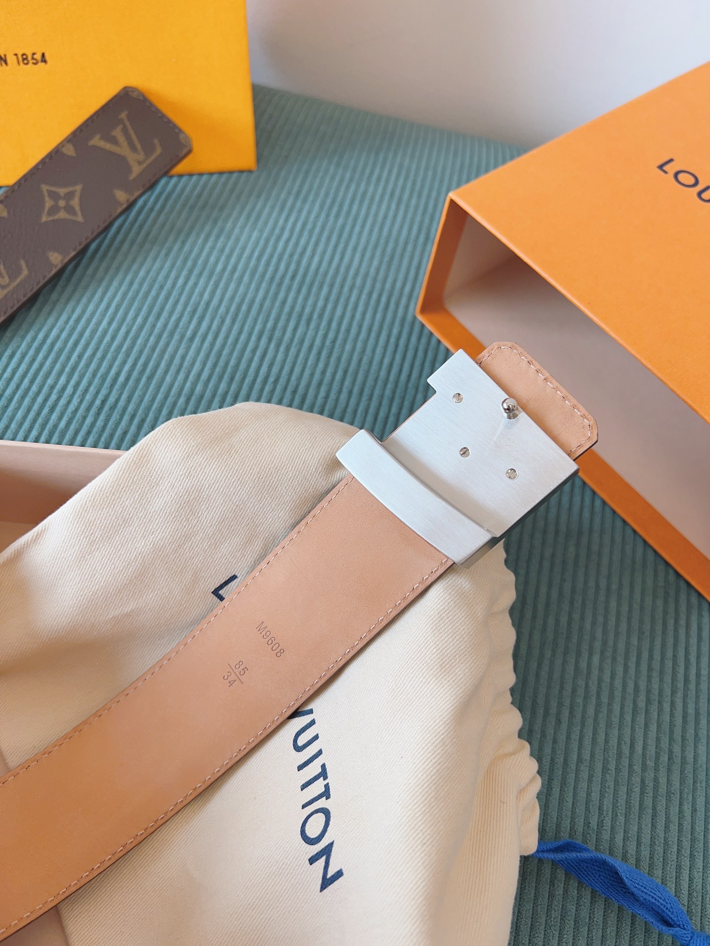 LV 高仿 Monogram 經典皮帶 銀扣｜歐美奢侈品精品推薦