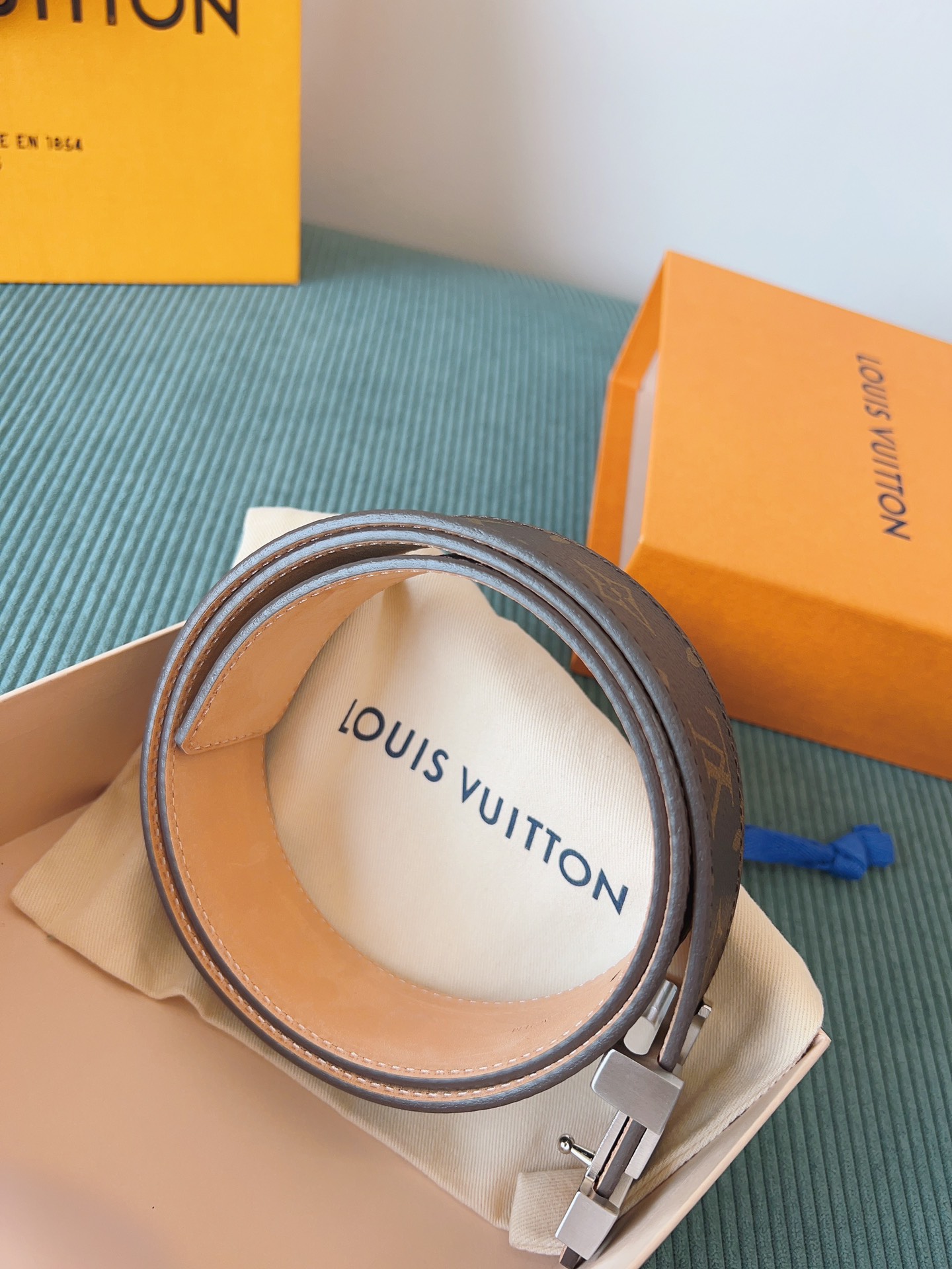 LV 高仿 Monogram 經典皮帶 銀扣｜歐美奢侈品精品推薦