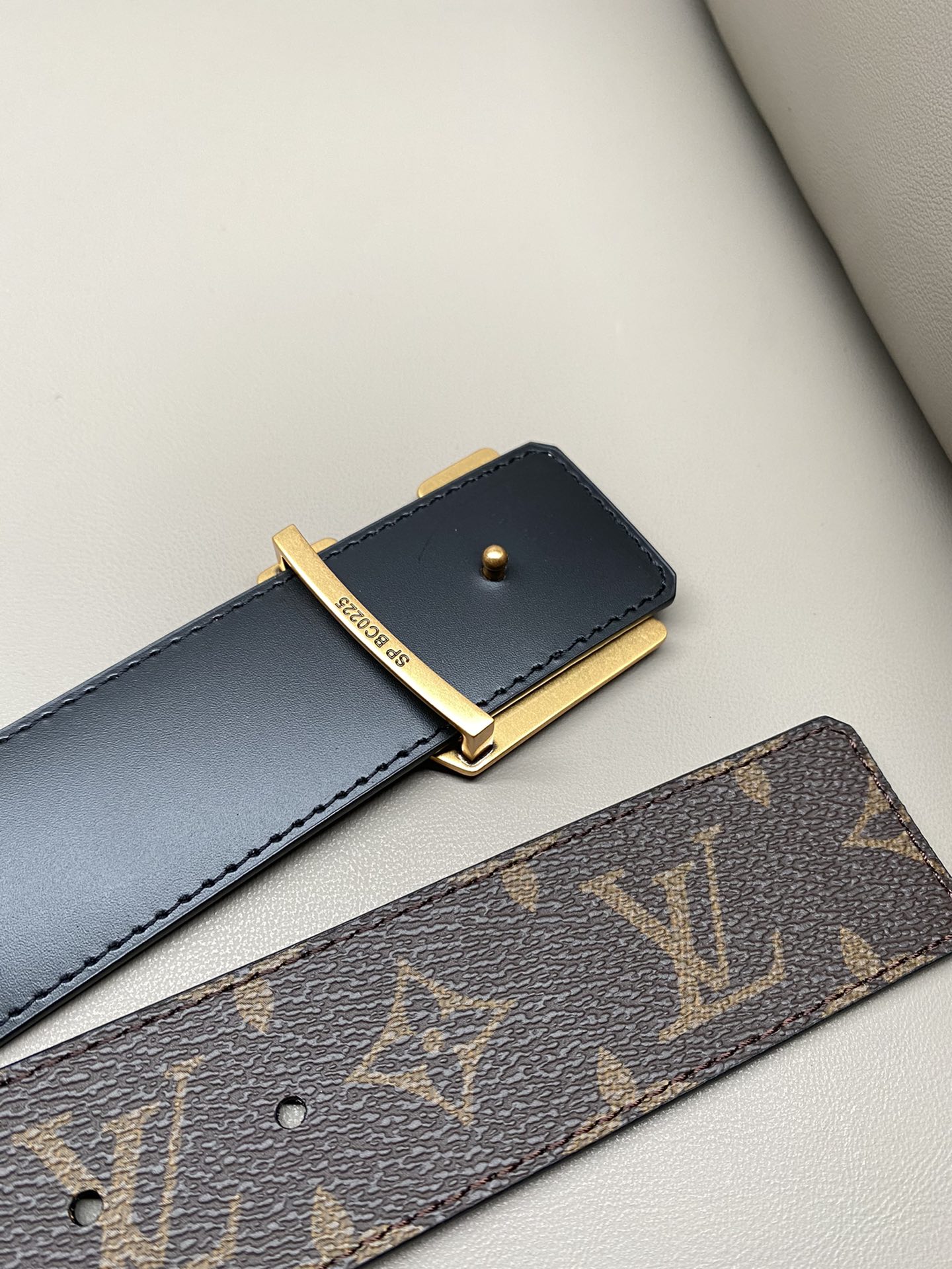LV 高仿 Monogram 經典皮帶 金扣質感款｜歐美奢侈品精品推薦