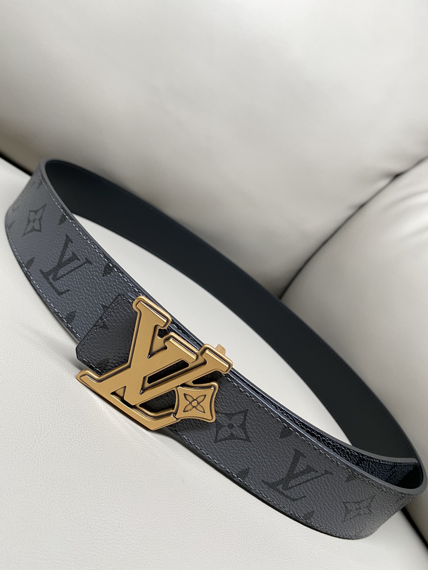 LV 原單 Monogram 灰色皮帶 金扣設計｜歐美奢侈品精品推薦