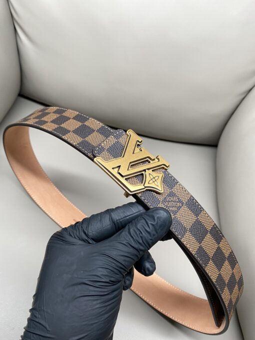 LV 高仿棋盤格皮帶 金色扣頭 經典時尚款