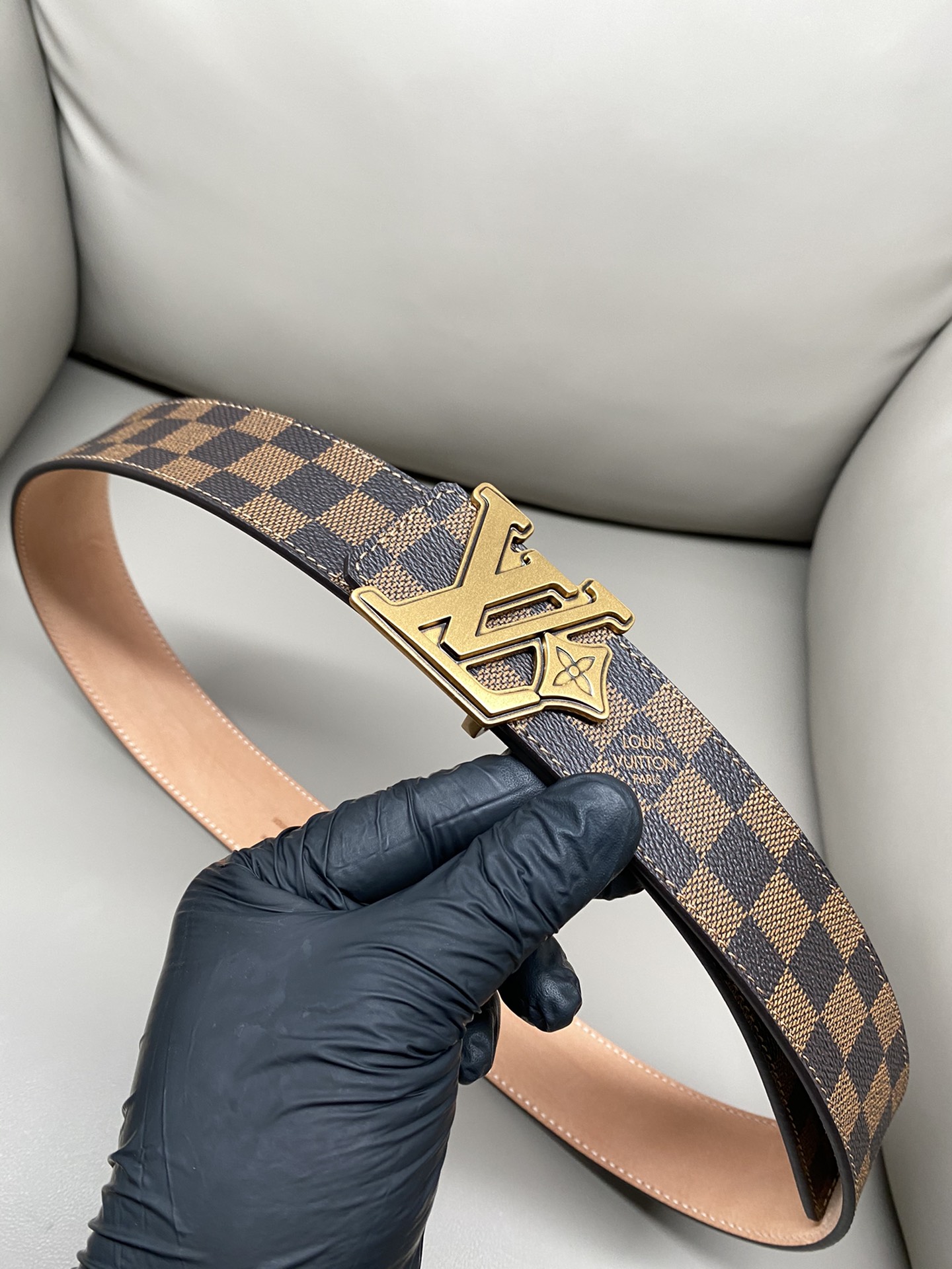 LV 高仿棋盤格皮帶 金色扣頭 經典時尚款｜歐美奢侈品精品推薦