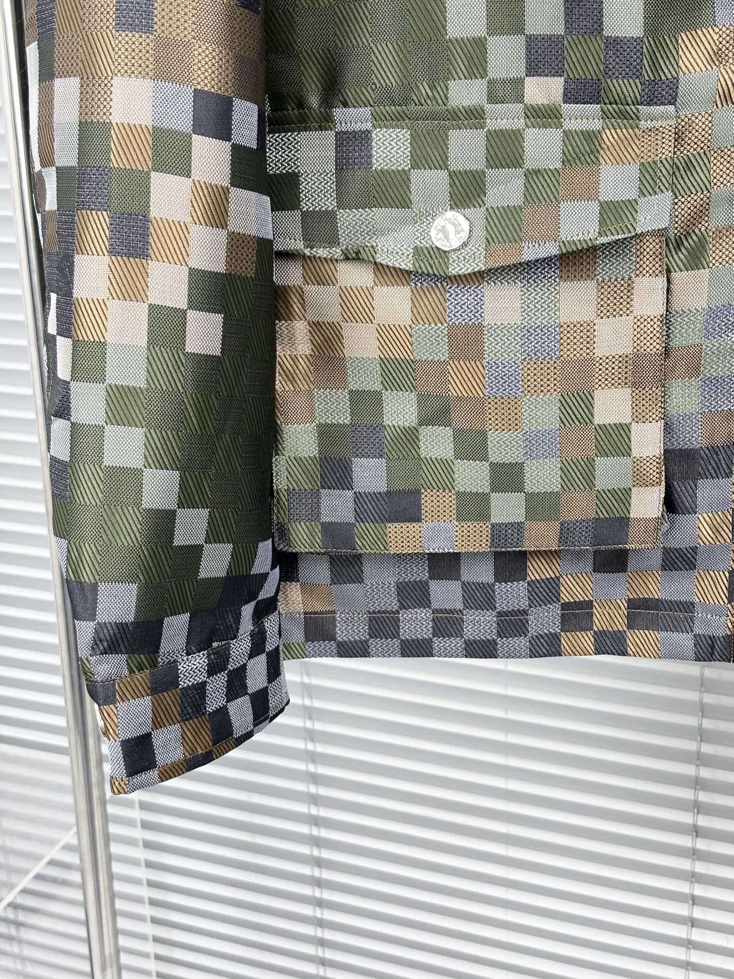 LV 高仿拼色格紋外套 潮流百搭 男士休閒｜歐美奢侈品精品推薦