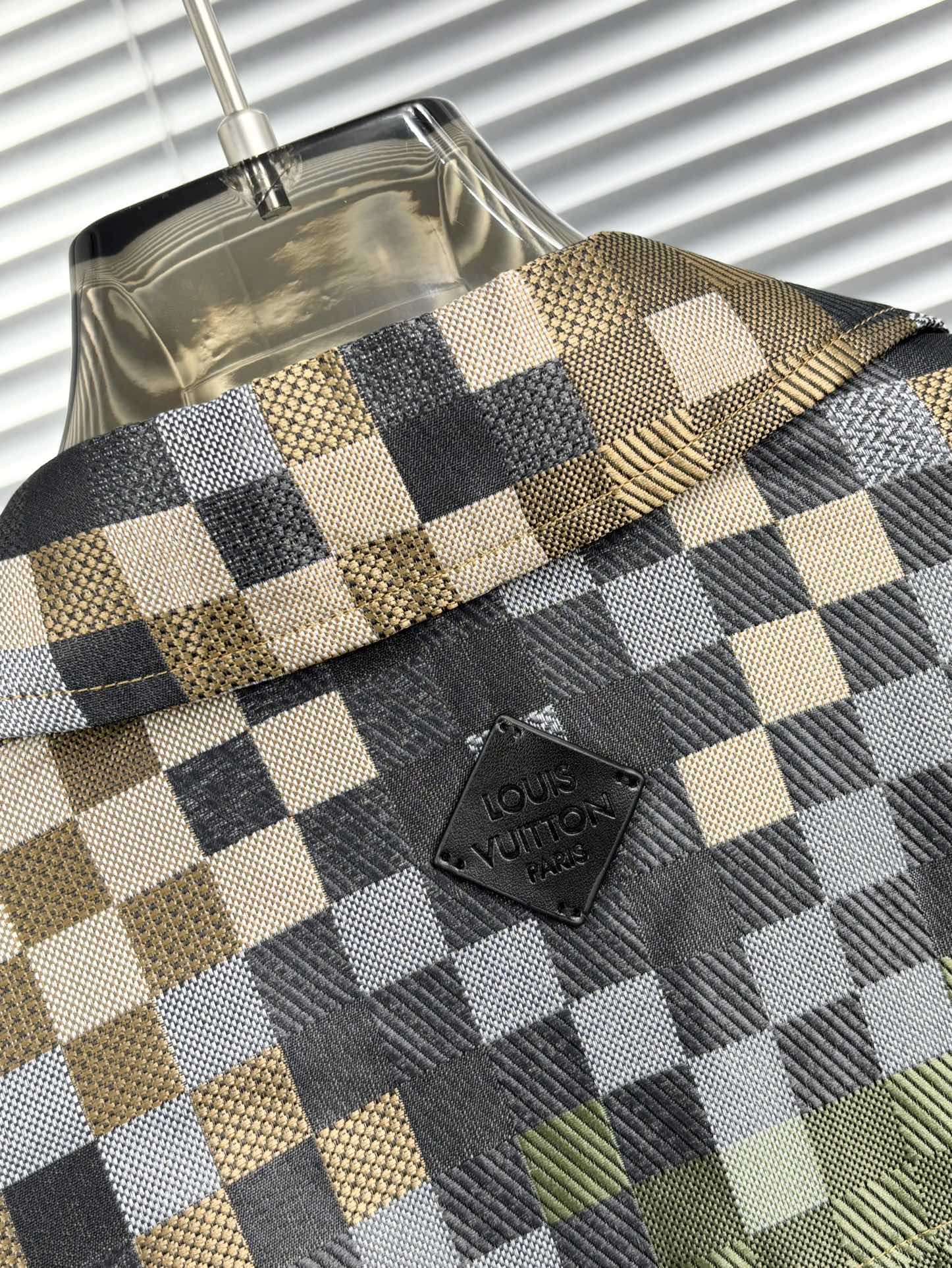 LV 高仿拼色格紋外套 潮流百搭 男士休閒｜歐美奢侈品精品推薦