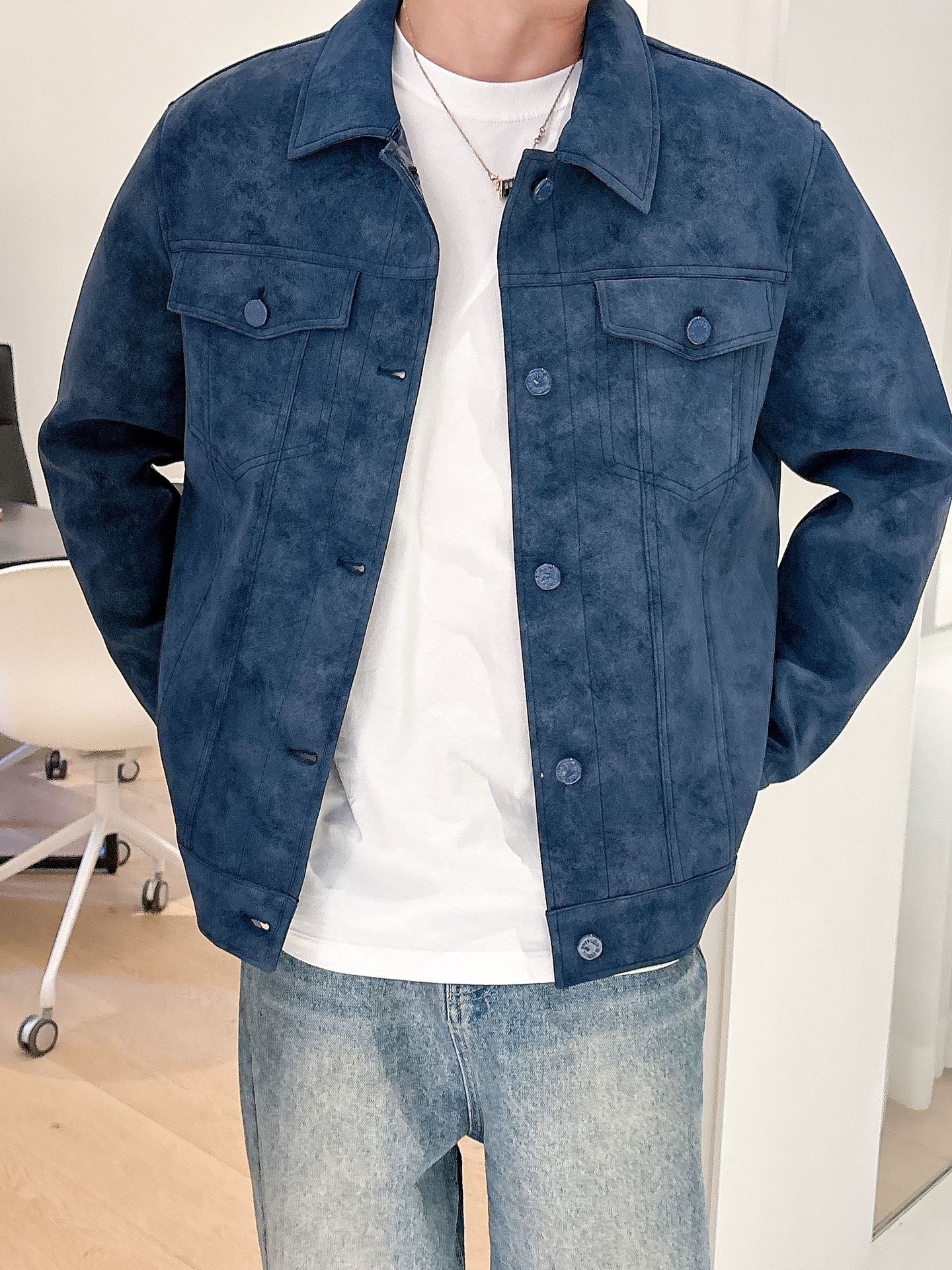 LV 高仿深藍麂皮牛仔外套 男士上身實拍款｜歐美奢侈品精品推薦