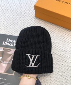 LV 高仿針織毛帽 黑色簡約刺繡款