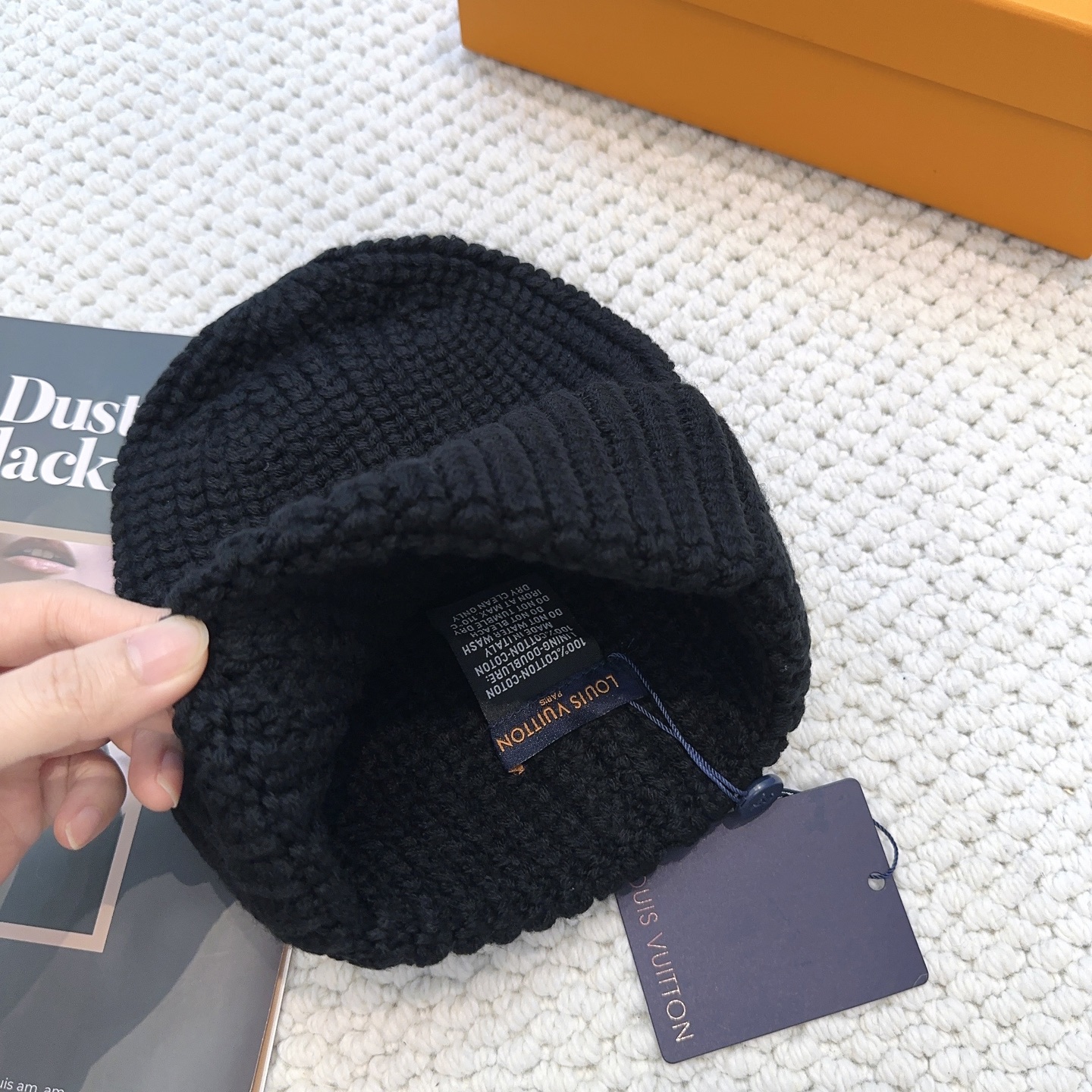 LV 高仿針織毛帽 黑色簡約刺繡款｜歐美奢侈品精品推薦