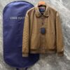 LV 一比一棕色外套 Monogram壓紋挺版款｜歐美奢侈品精品推薦