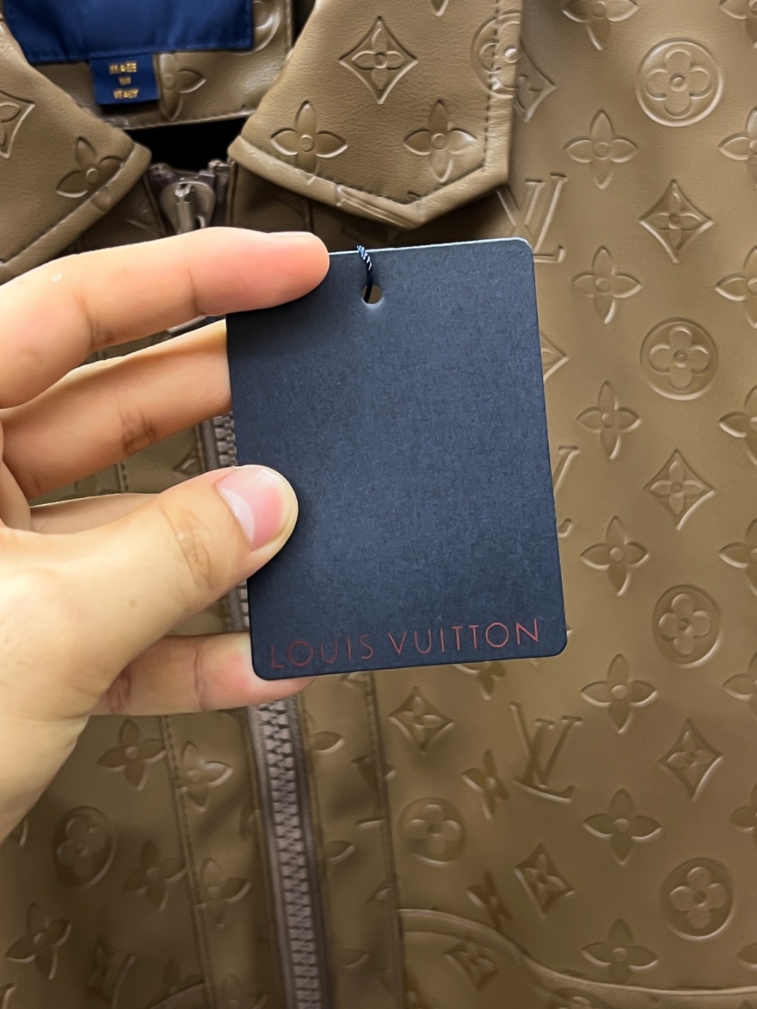 LV 一比一棕色外套 Monogram壓紋挺版款｜歐美奢侈品精品推薦