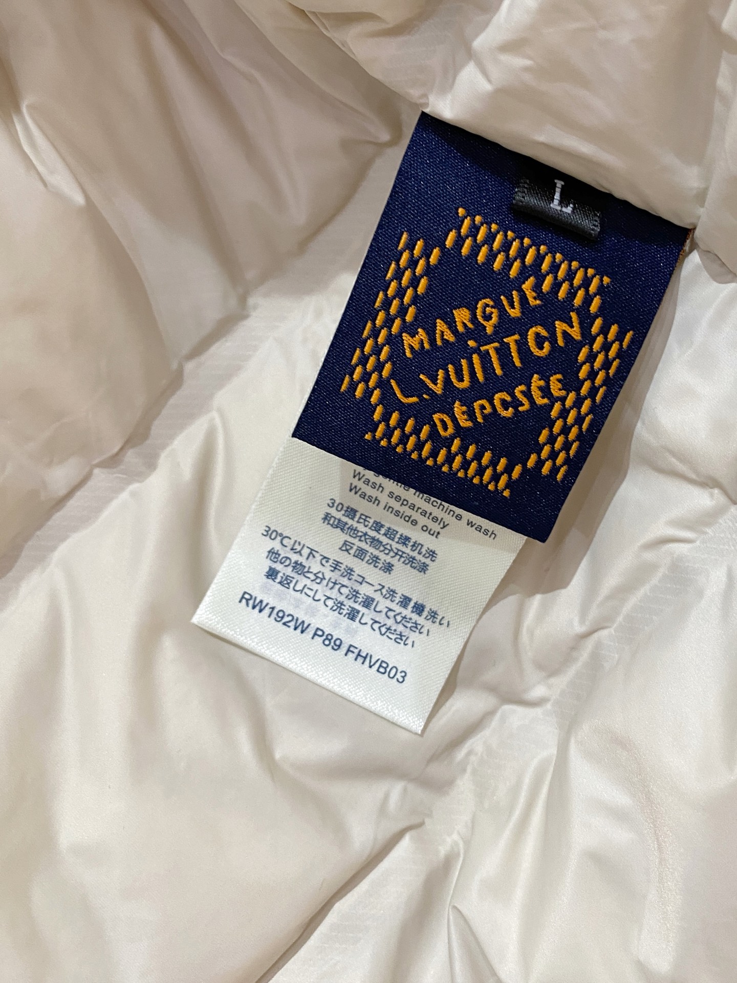 LV 原單白色皮革外套 Monogram壓紋挺版設計｜歐美奢侈品精品推薦