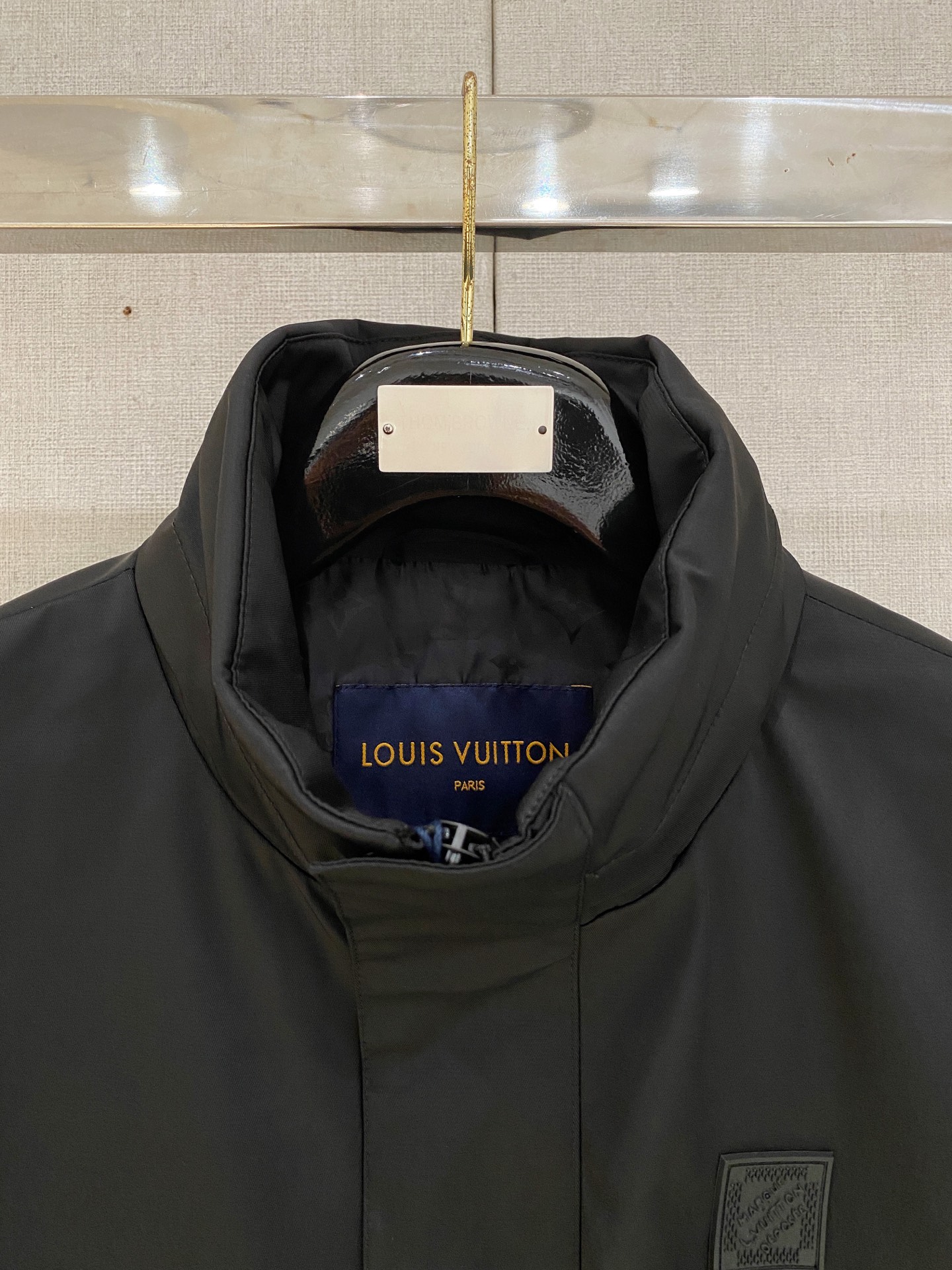 LV 一比一男士外套 經典黑色立領防風款｜歐美奢侈品精品推薦