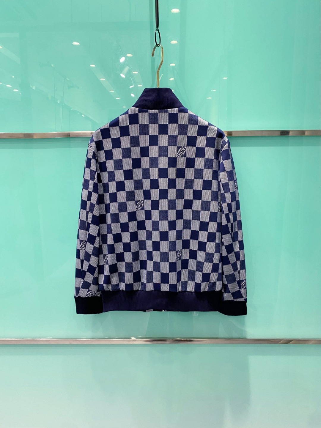 LV 一比一棋盤格飛行員外套 經典格紋設計｜歐美奢侈品精品推薦