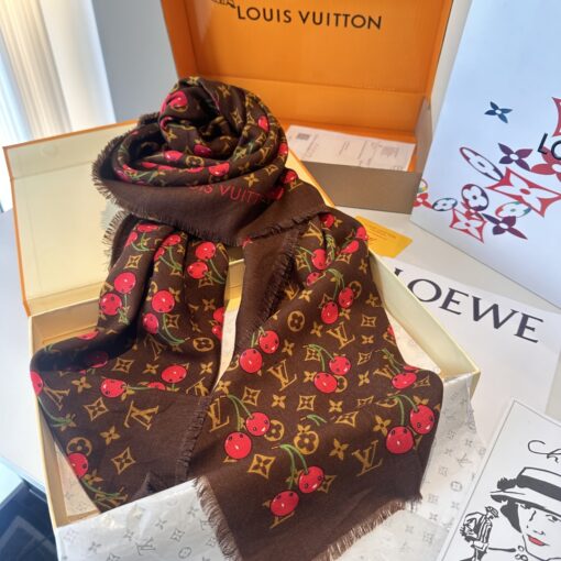LV 原單櫻桃印花棕色圍巾 經典花紋甜美點綴