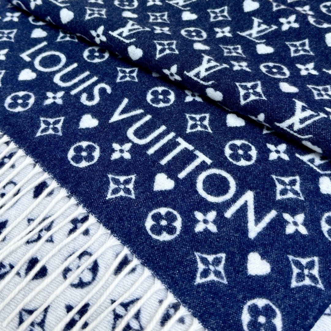 LV 原單羊毛圍巾 雙面藍白設計 經典Monogram保暖百搭｜歐美奢侈品精品推薦