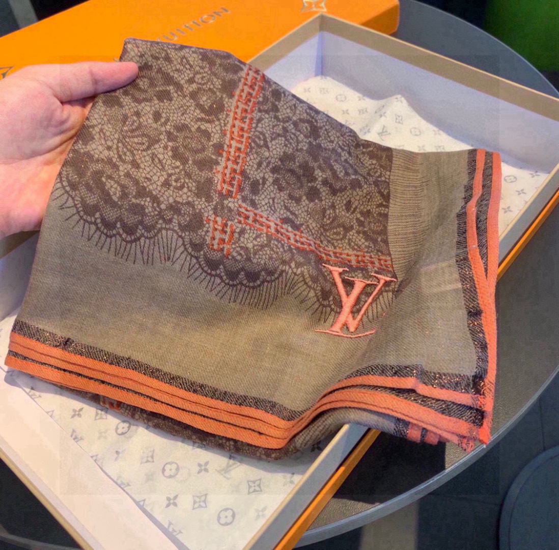 LV 精品仿製圍巾 棕橘拼接設計 低調奢華｜歐美奢侈品精品推薦