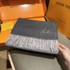 LV 精品仿製圍巾 灰橘拼接保暖款 優雅百搭｜歐美奢侈品精品推薦