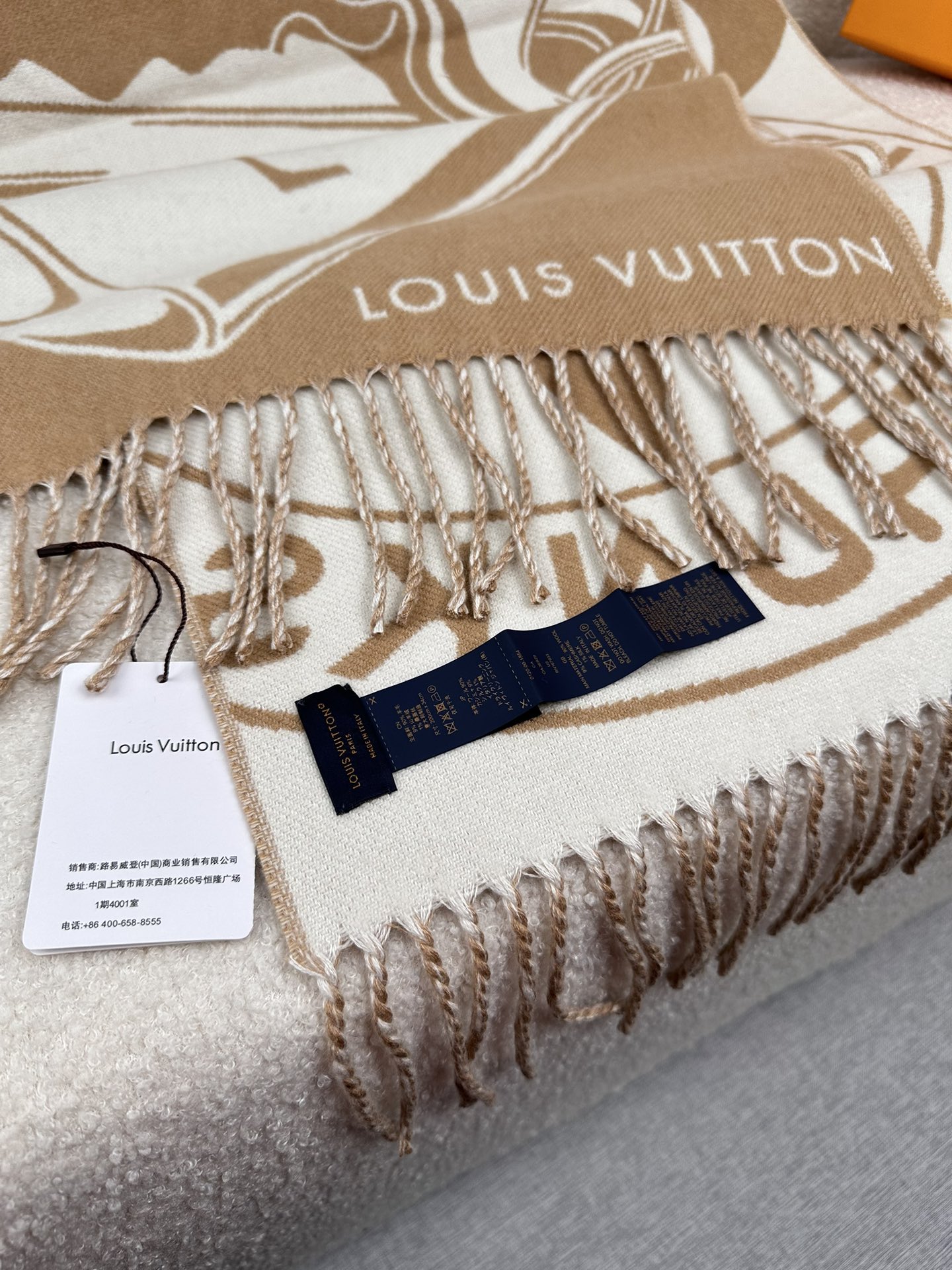 LV 一比一大花圖案圍巾 簡約保暖百搭款|超A仿原單精品圖片 8 LV 一比一大花圖案圍巾 簡約保暖百搭款|歐美奢侈品精品推薦