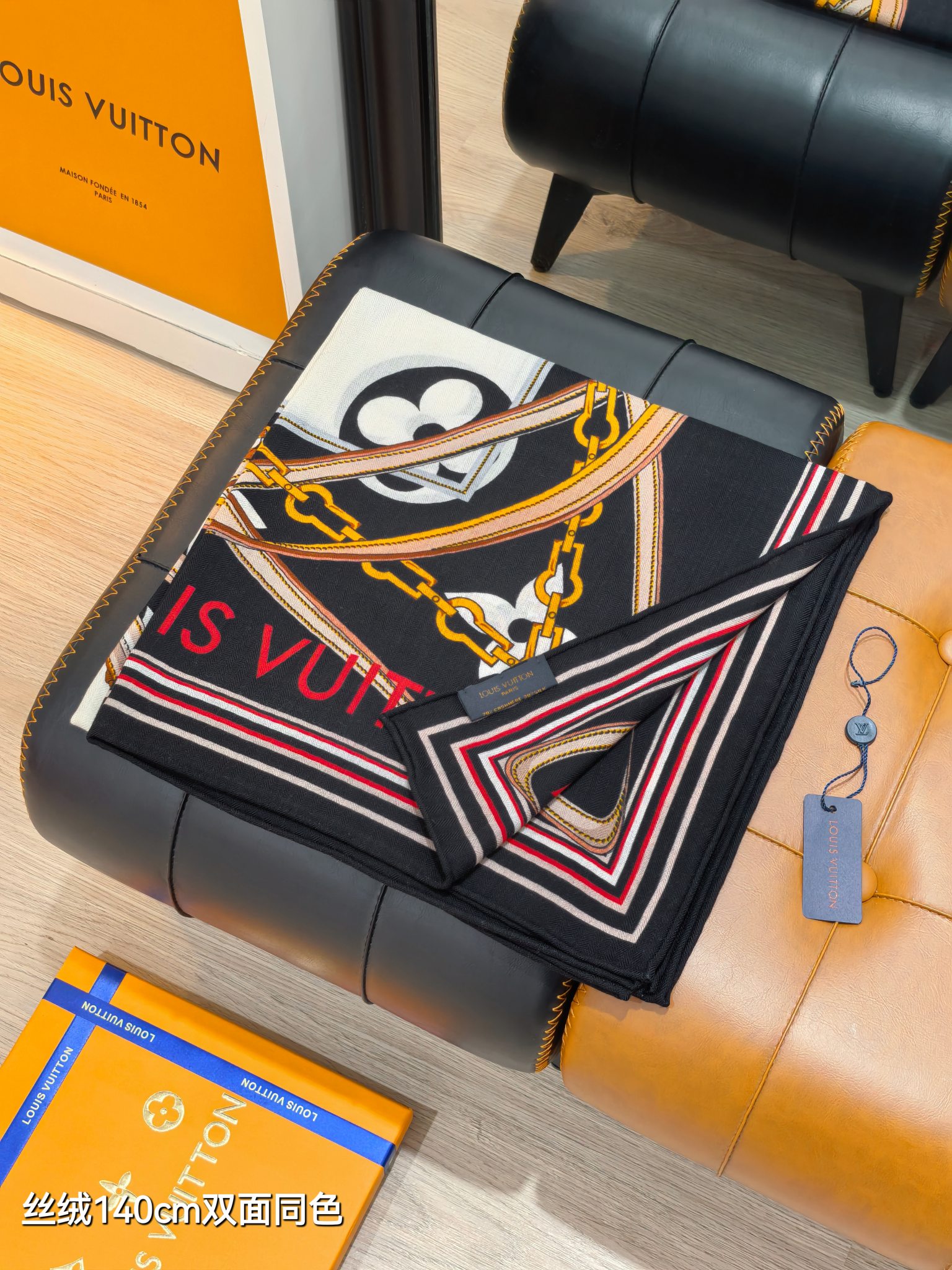 LV 原單絲巾 140CM 黑白鎖鏈印花方巾|超A仿原單精品圖片 13 LV 原單絲巾 140CM 黑白鎖鏈印花方巾|歐美奢侈品精品推薦