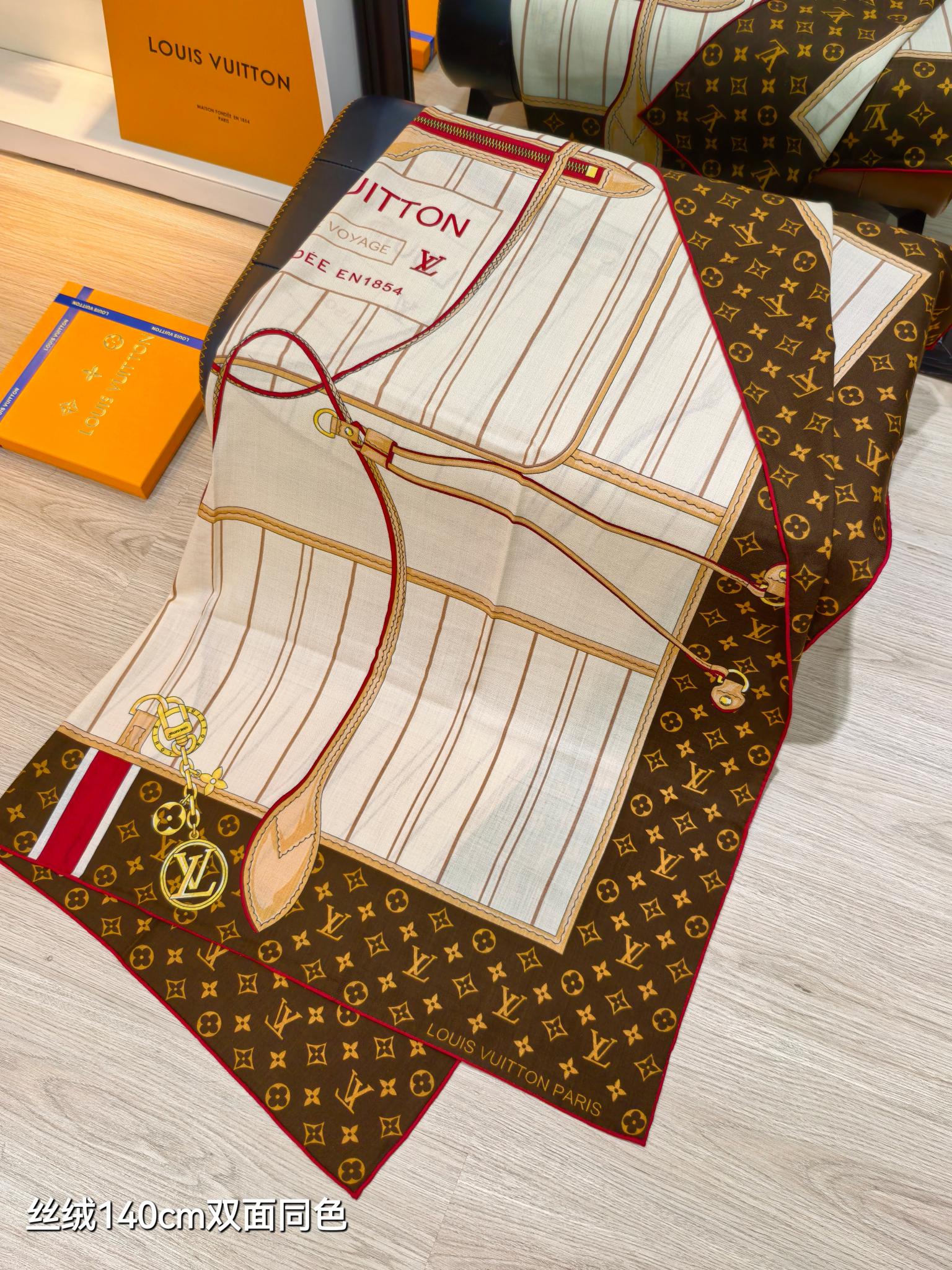 LV 一比一絲巾 140CM Monogram旅行圖騰設計方巾｜歐美奢侈品精品推薦