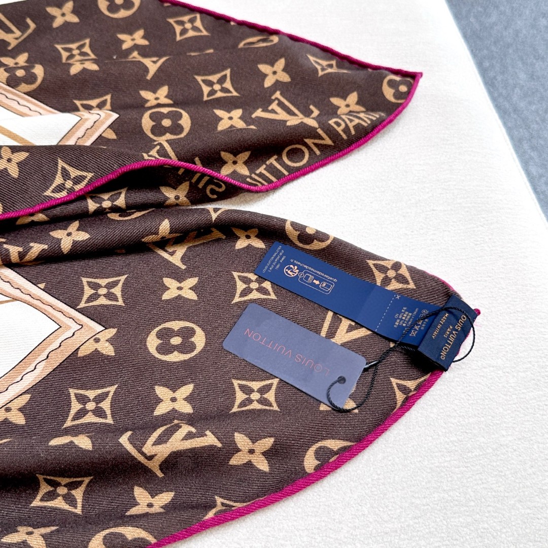 LV 高仿絲巾 Monogram經典拼色百搭披肩｜歐美奢侈品精品推薦